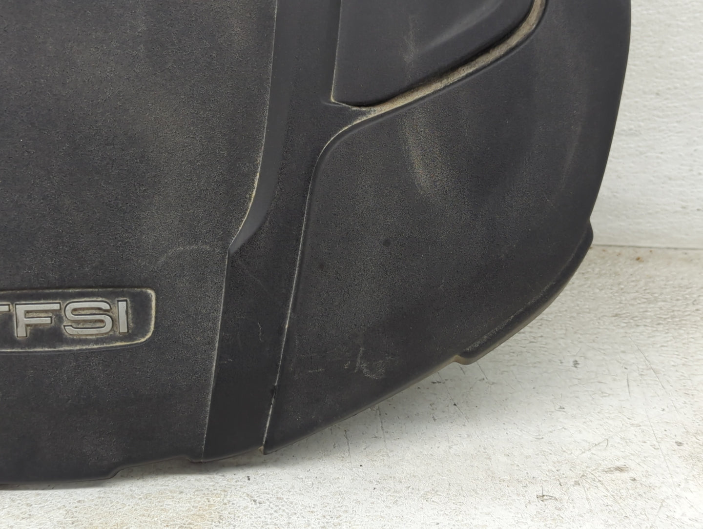 2018 Audi A4 Engine Cover - Oemusedautoparts1.com