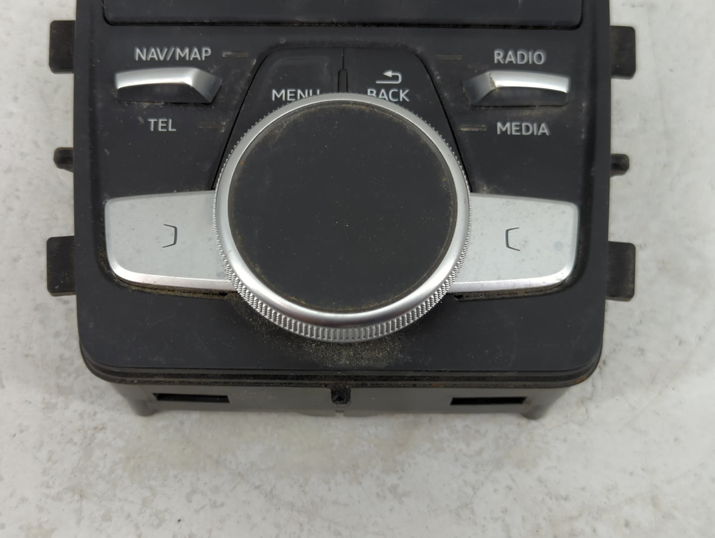 2017-2019 Audi A4 Radio AM FM Cd Player Receiver Replacement P/N:8W0 919 614 T Fits Fits 2017 2018 2019 OEM Used Auto Parts 