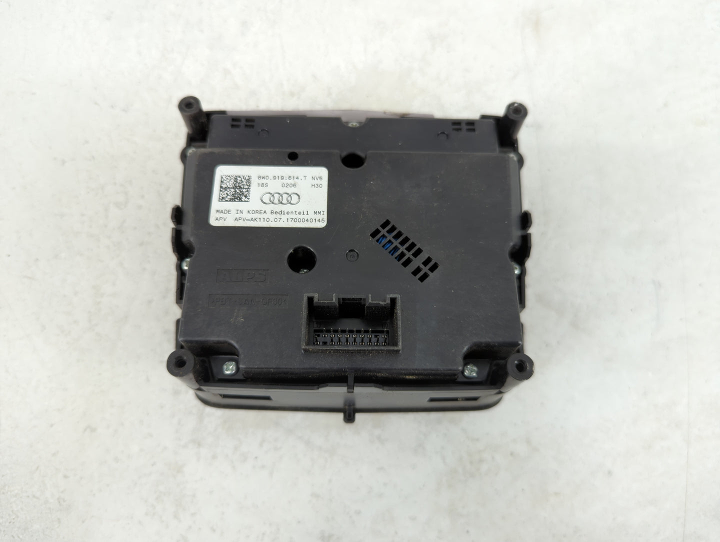 2017-2019 Audi A4 Radio AM FM Cd Player Receiver Replacement P/N:8W0 919 614 T Fits Fits 2017 2018 2019 OEM Used Auto Parts 