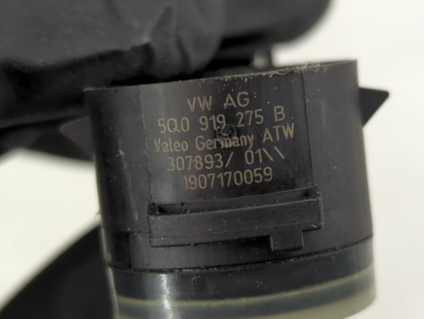 2018 Audi A4 Front Park Assist Sensor Black 1456340 - Oemusedautoparts1.com