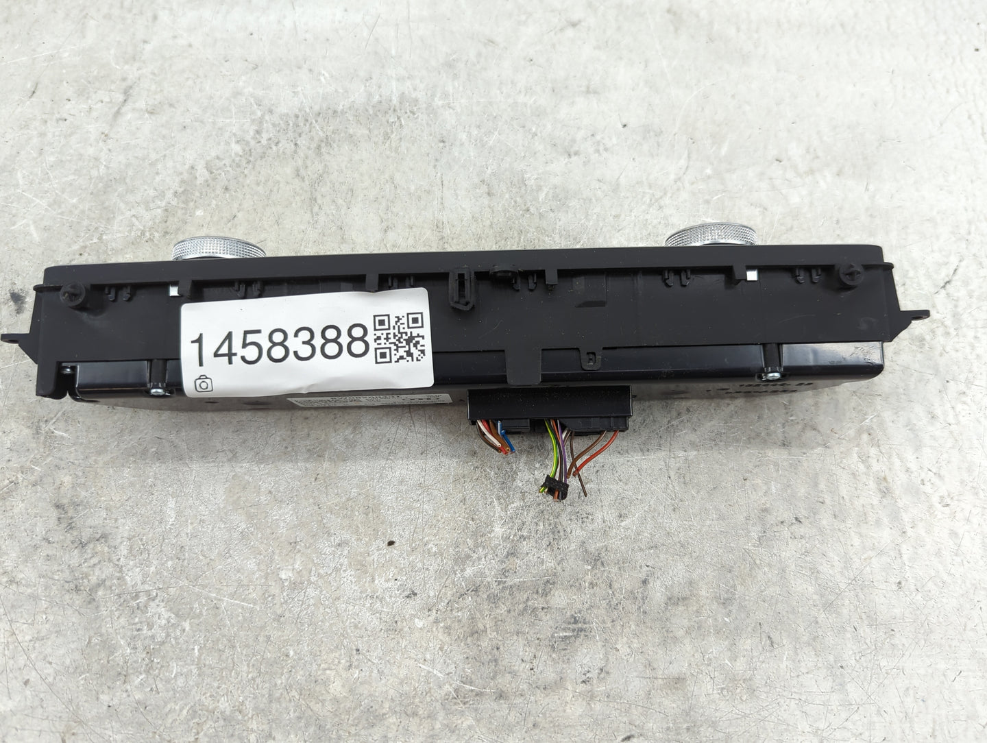 2017-2019 Audi A4 Climate Control Module Temperature AC/Heater Replacement P/N:8W0820043T Fits Fits 2017 2018 2019 2020 OEM 