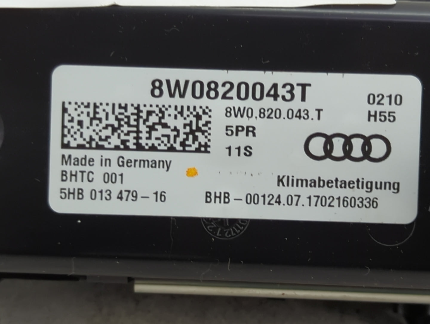 2017-2019 Audi A4 Climate Control Module Temperature AC/Heater Replacement P/N:8W0820043T Fits Fits 2017 2018 2019 2020 OEM 