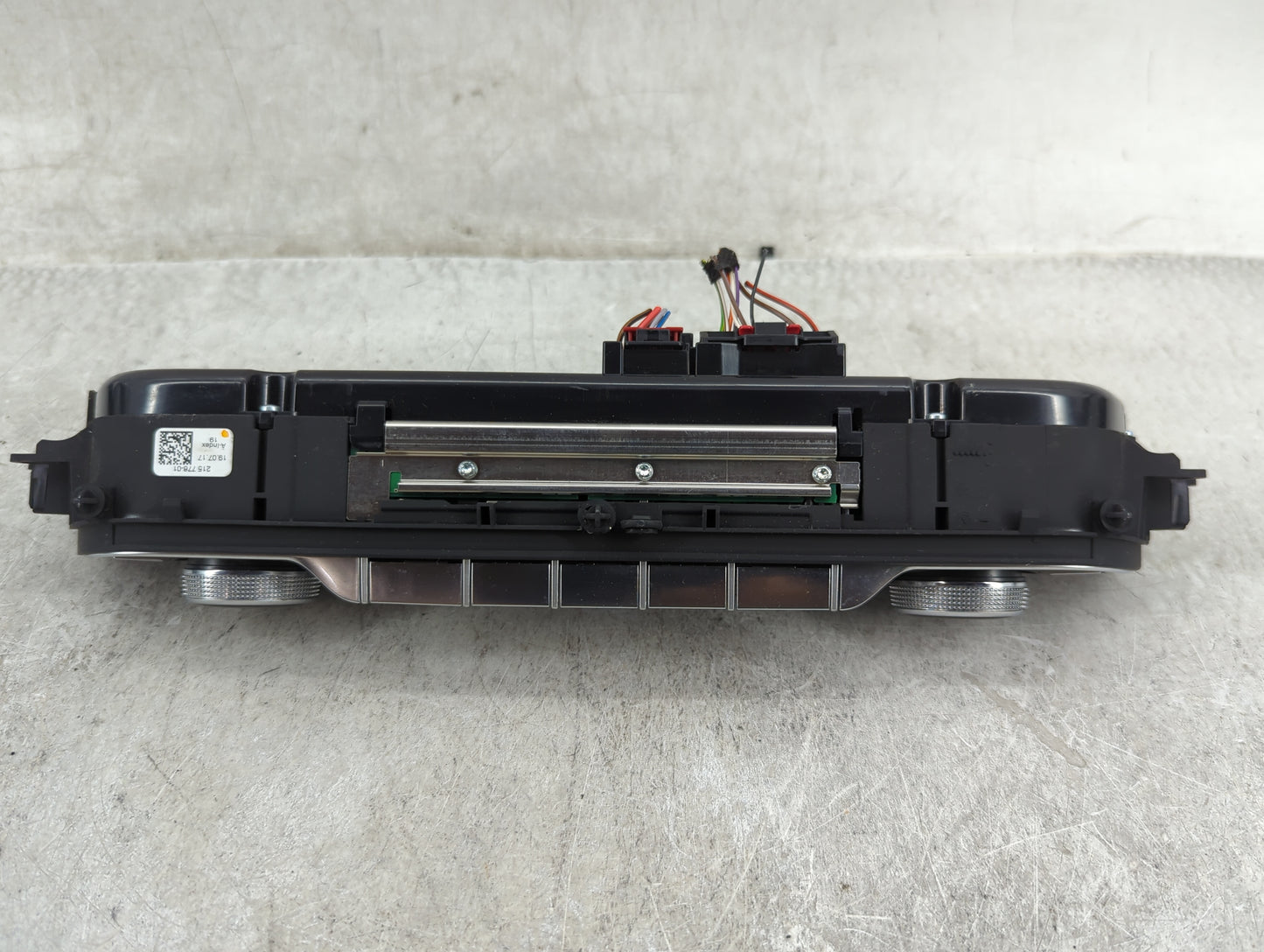 2017-2019 Audi A4 Climate Control Module Temperature AC/Heater Replacement P/N:8W0820043T Fits Fits 2017 2018 2019 2020 OEM 