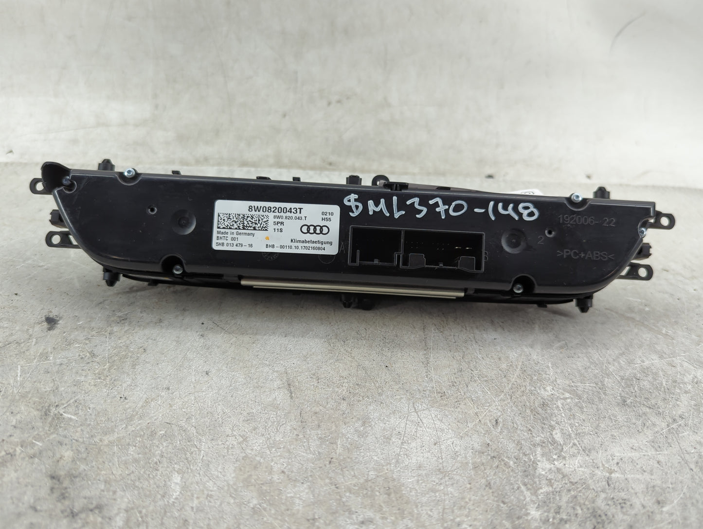 2017-2019 Audi A4 Climate Control Module Temperature AC/Heater Replacement P/N:8W0820043T Fits Fits 2017 2018 2019 2020 OEM 