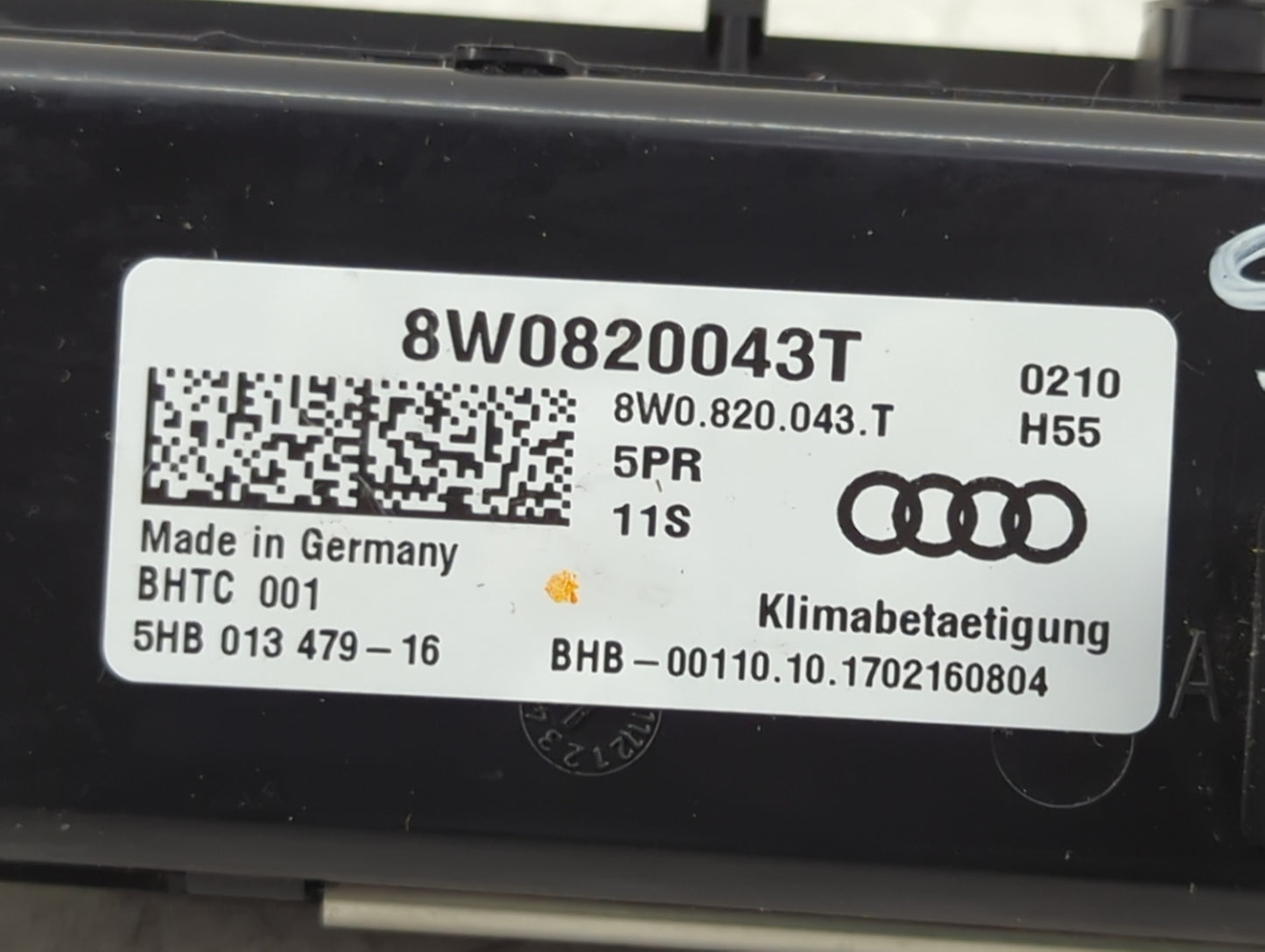 2017-2019 Audi A4 Climate Control Module Temperature AC/Heater Replacement P/N:8W0820043T Fits Fits 2017 2018 2019 2020 OEM 