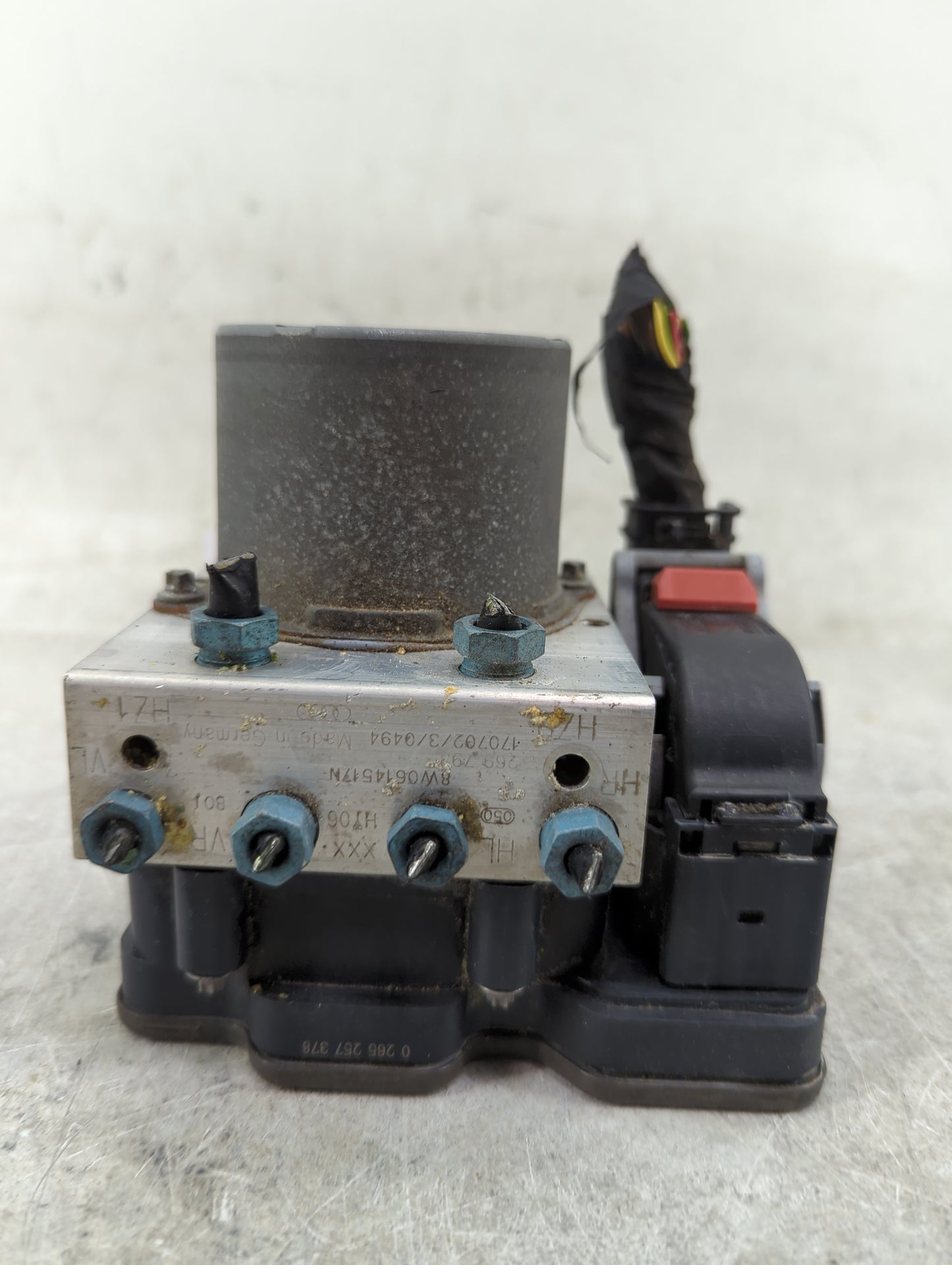 2017-2019 Audi A4 ABS Pump Control Module Replacement P/N:8W0907379K 8W0907379J, 0265956658, 8W0614517N Fits Fits 2017 2018 