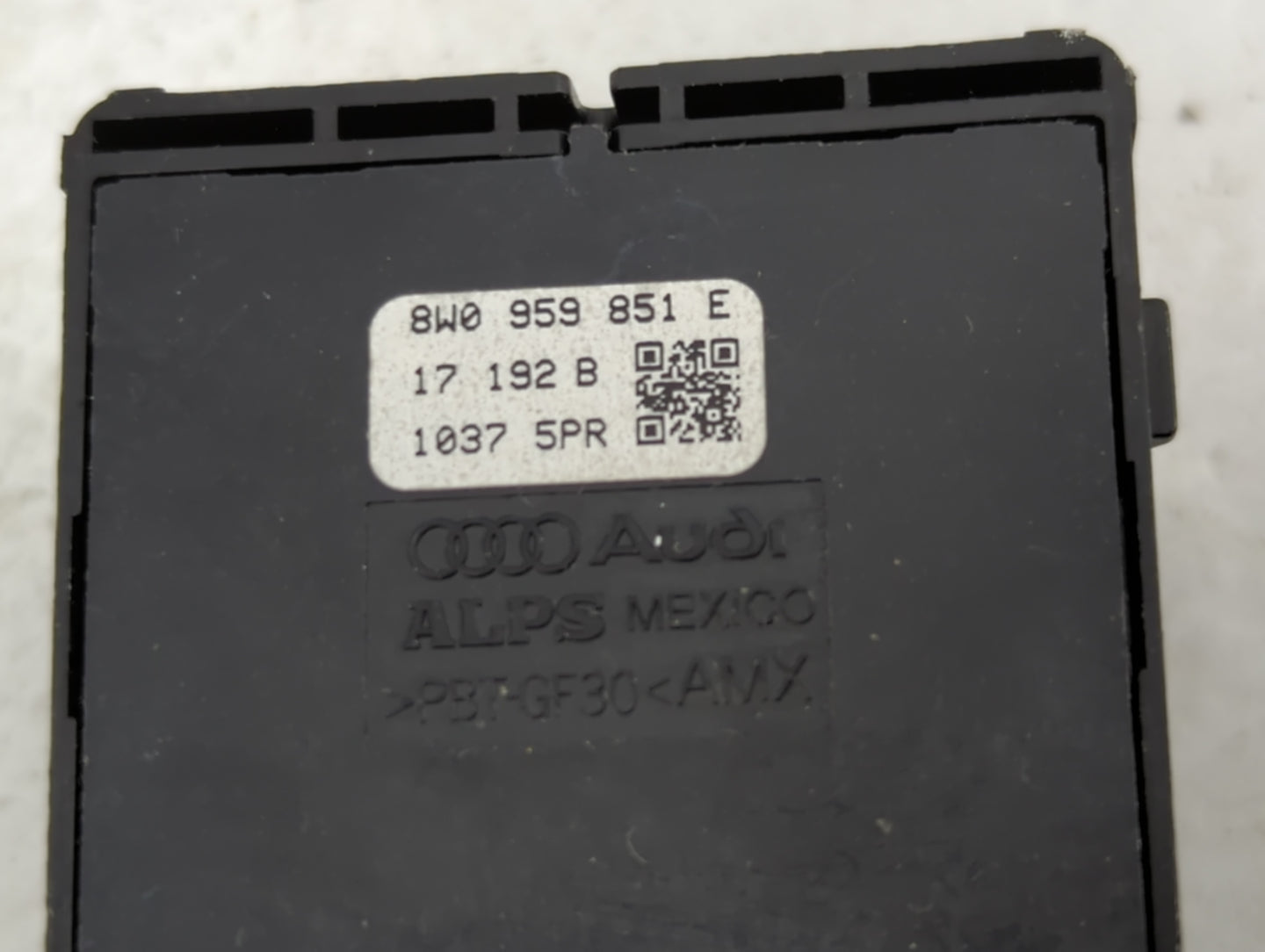 2017-2019 Audi A4 Master Power Window Switch Replacement Driver Side Left P/N:8W0959851E Fits Fits 2017 2018 2019 OEM Used A