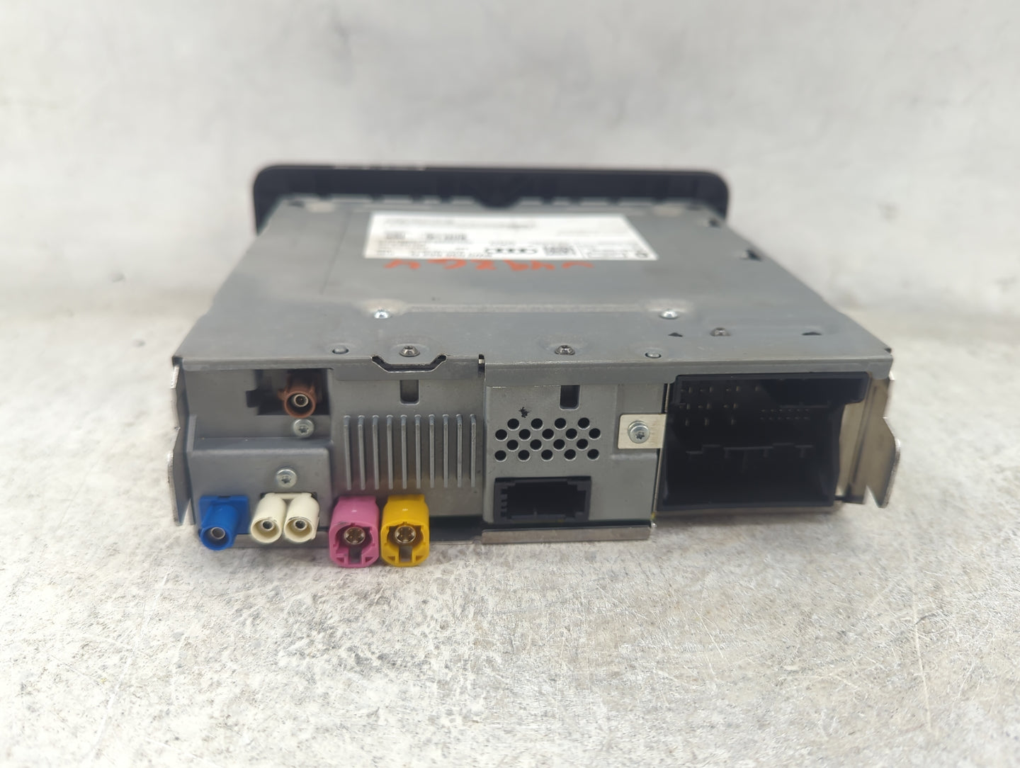 2018 Audi A4 Radio AM FM Cd Player Receiver Replacement P/N:8W0035652G 8W0035652A, 28605901 Fits Fits 2019 2020 OEM Used Aut