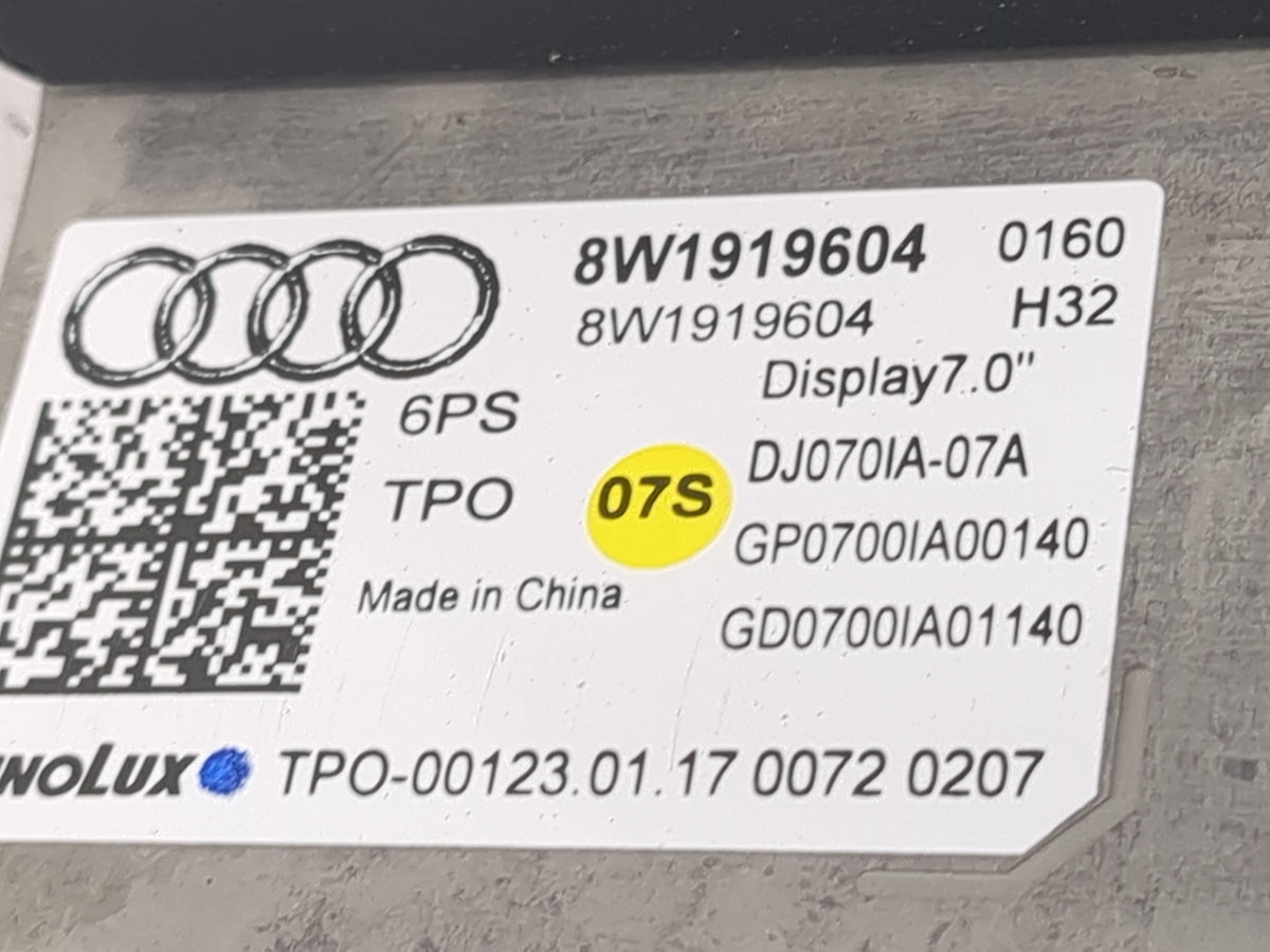 2017-2019 Audi A4 Information Radio Display Screen 1517019 - Oemusedautoparts1.com