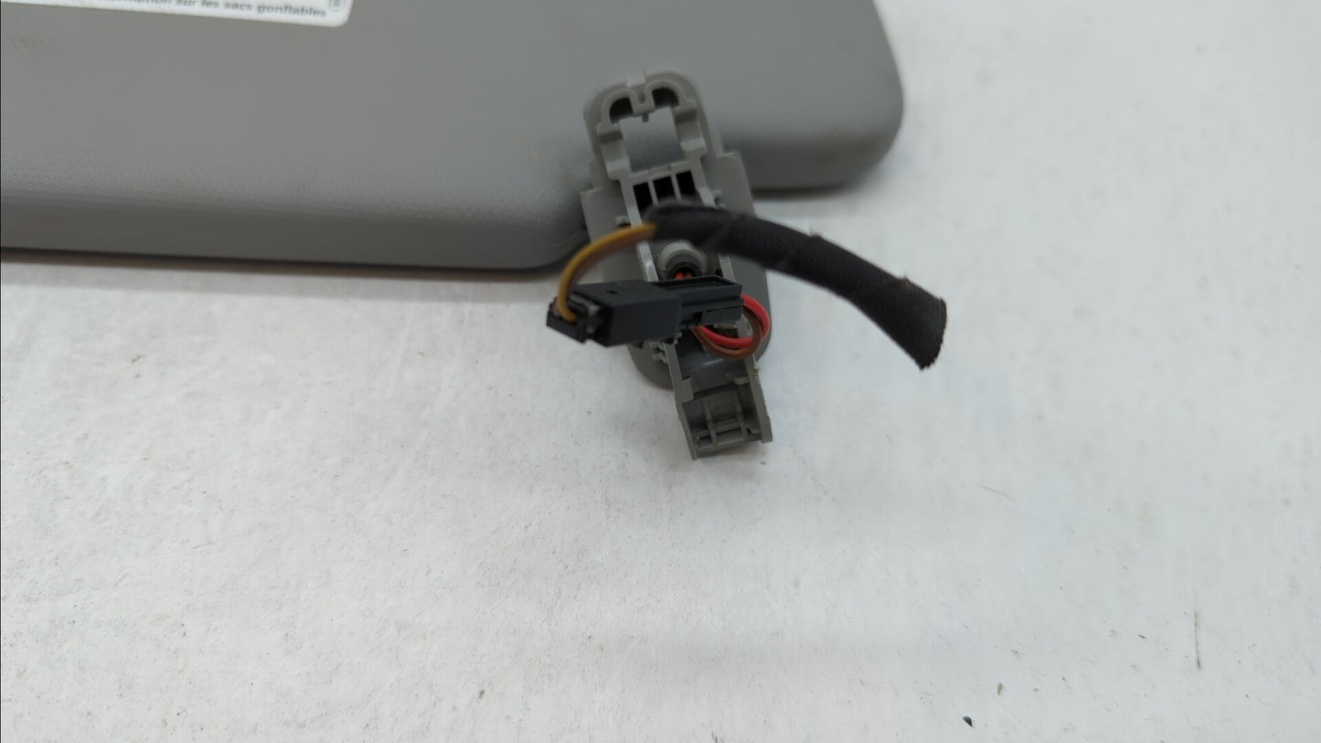 2017 Audi A4 Sun Visor Shade Replacement Passenger Right Mirror Fits OEM Used Auto Parts - Oemusedautoparts1.com