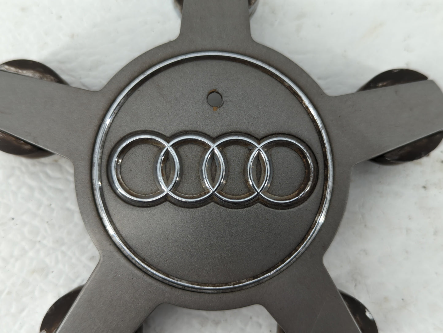 2018 Audi A4 Rim Wheel Center Cap Grey - Oemusedautoparts1.com