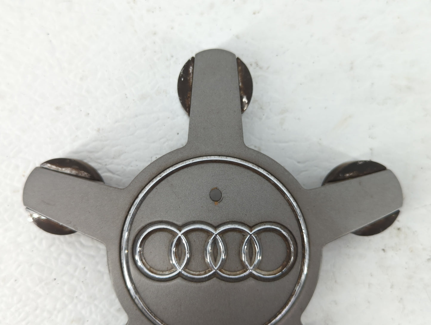 2018 Audi A4 Rim Wheel Center Cap Grey - Oemusedautoparts1.com