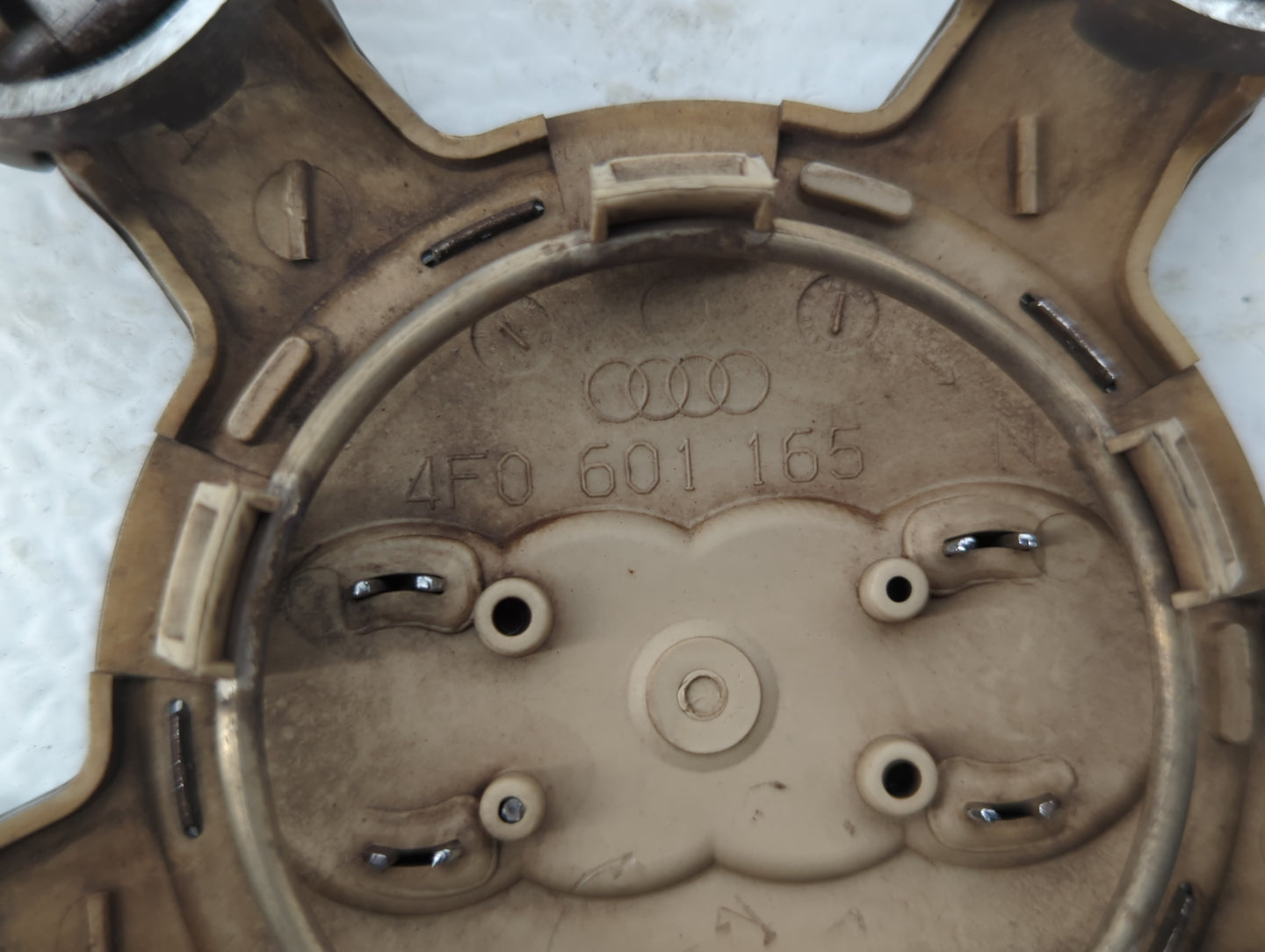 2018 Audi A4 Rim Wheel Center Cap Grey - Oemusedautoparts1.com