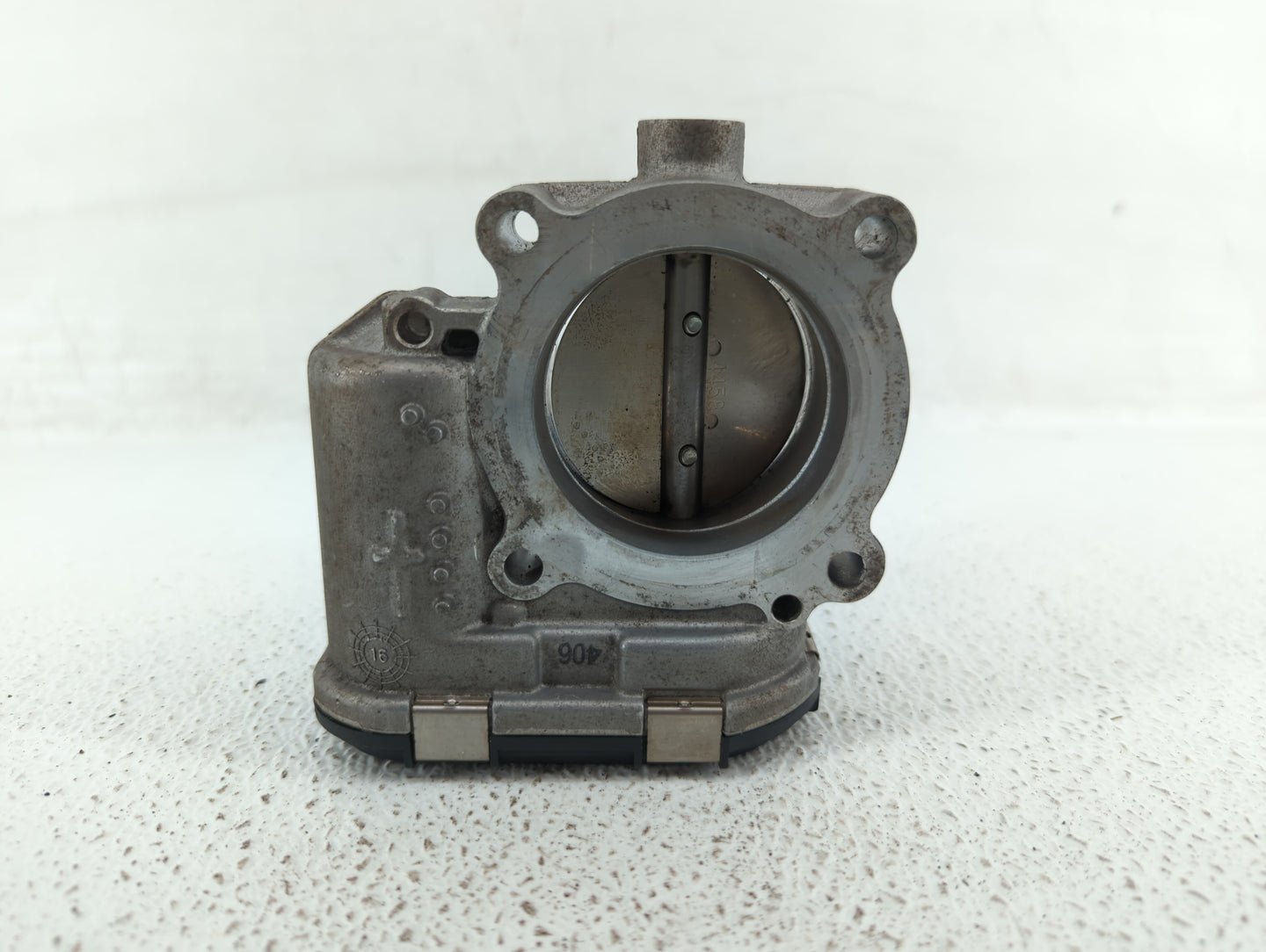 2018 Audi A4 Throttle Body P/N:06K 133 062 AK Fits OEM Used Auto Parts - Oemusedautoparts1.com