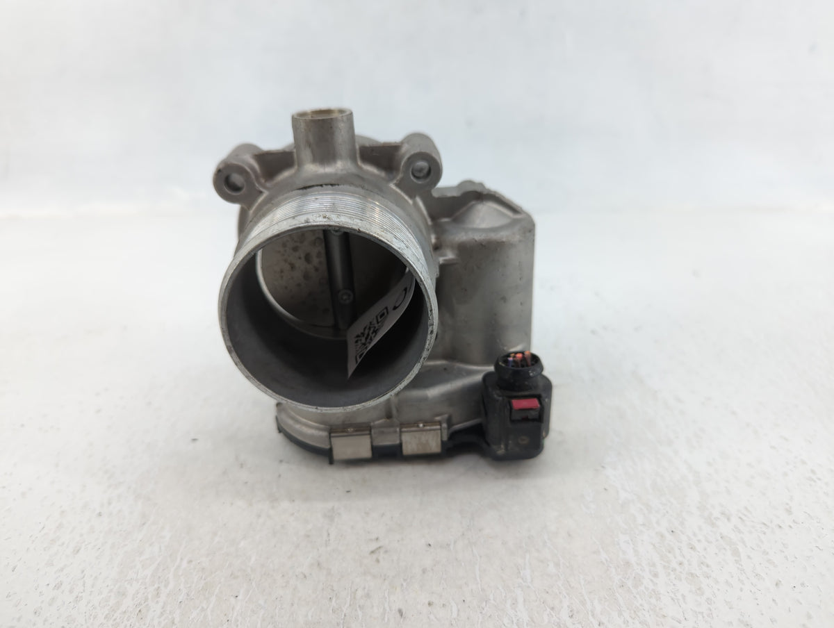 2017 Audi A4 Throttle Body P/N:06K 133 062 AK 06K 133 062 M Fits OEM Used Auto Parts - Oemusedautoparts1.com