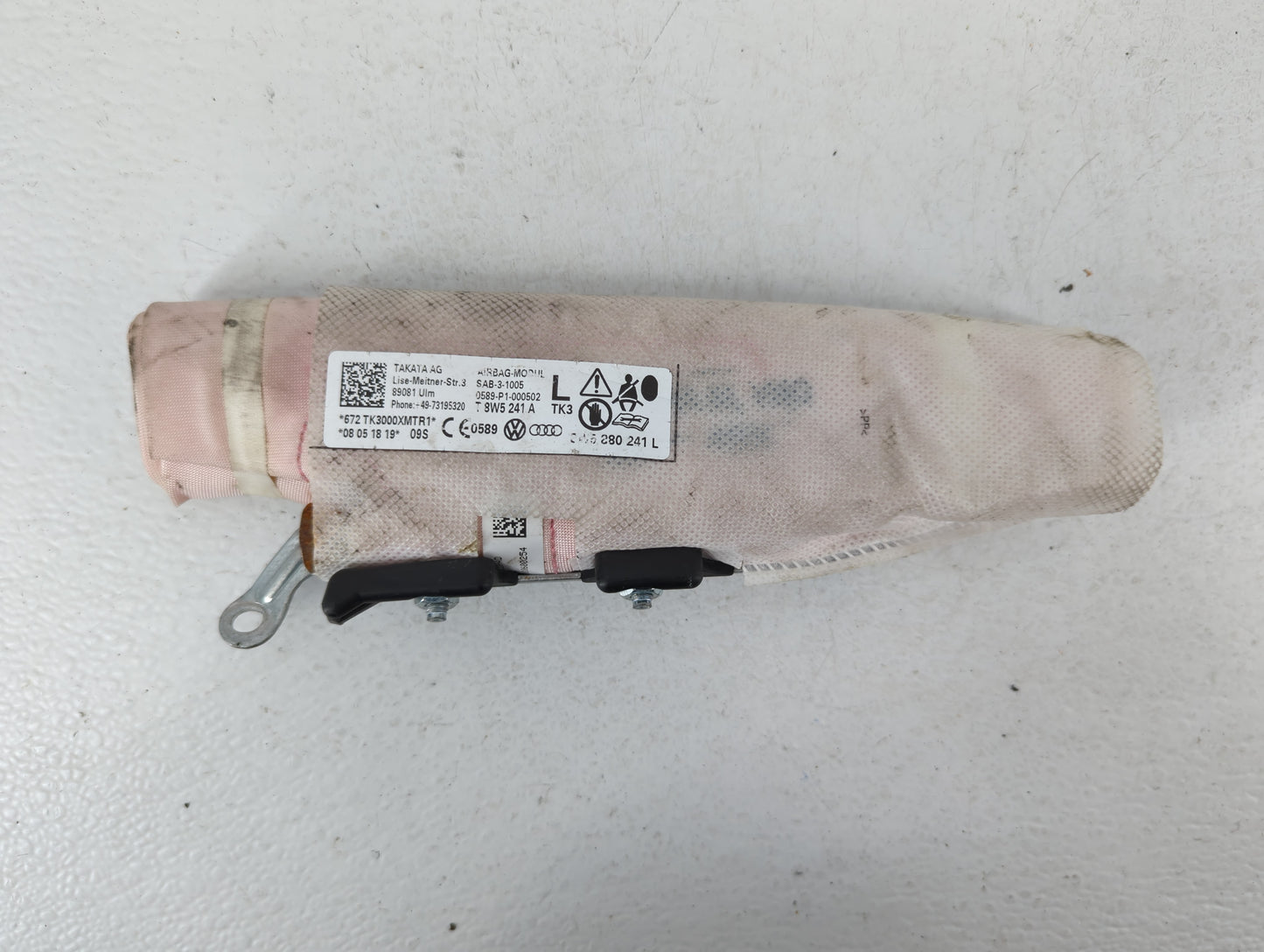 2018 Audi A4 Air Bag Driver Left Steering Wheel Mounted - Oemusedautoparts1.com