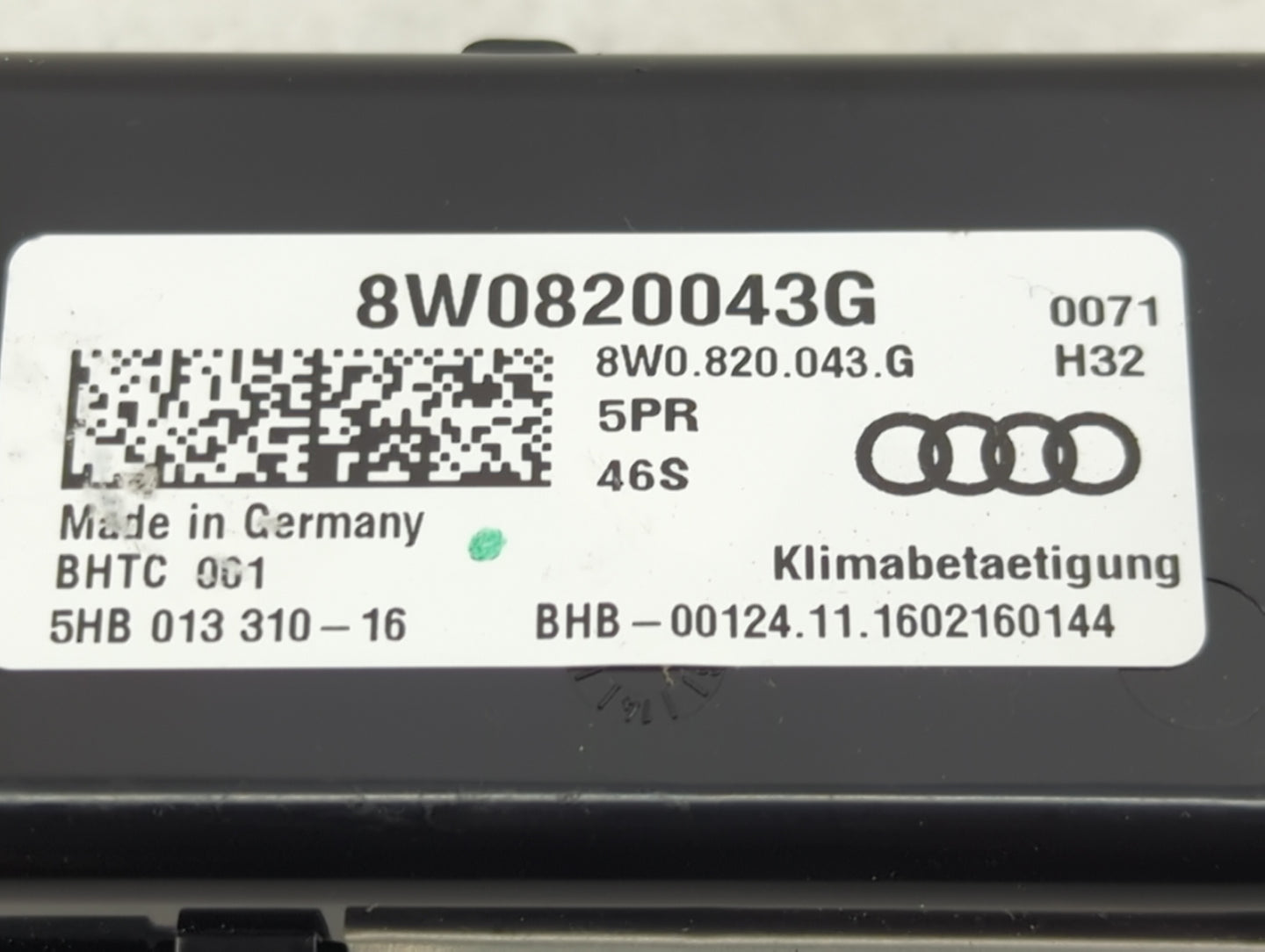 2018 Audi A5 Climate Control Module Temperature AC/Heater Replacement P/N:8W0820043G 5HB013310-16 Fits Fits 2017 2019 2020 O