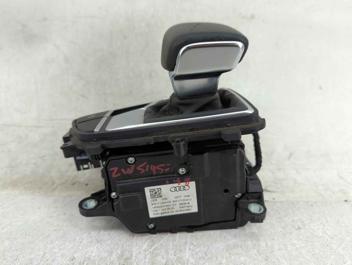 2018 Audi A5 Floor Console Assembly Shifter - Oemusedautoparts1.com