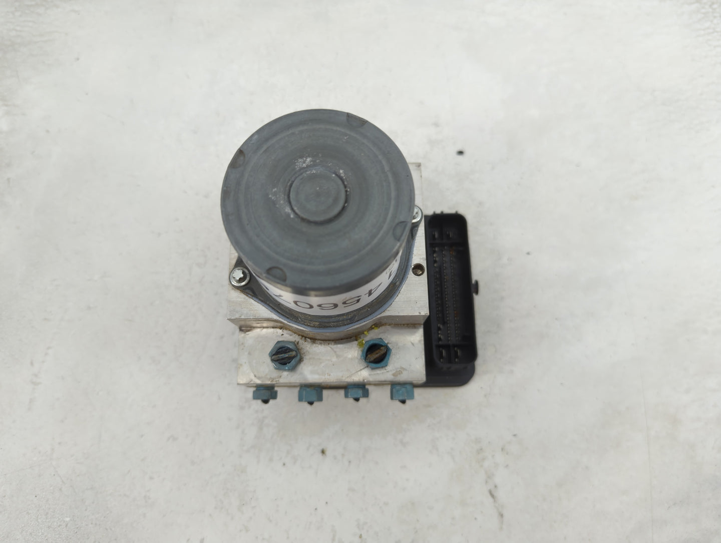 2018 Audi A5 ABS Pump Control Module Replacement P/N:8W0 907 379 M Fits OEM Used Auto Parts - Oemusedautoparts1.com