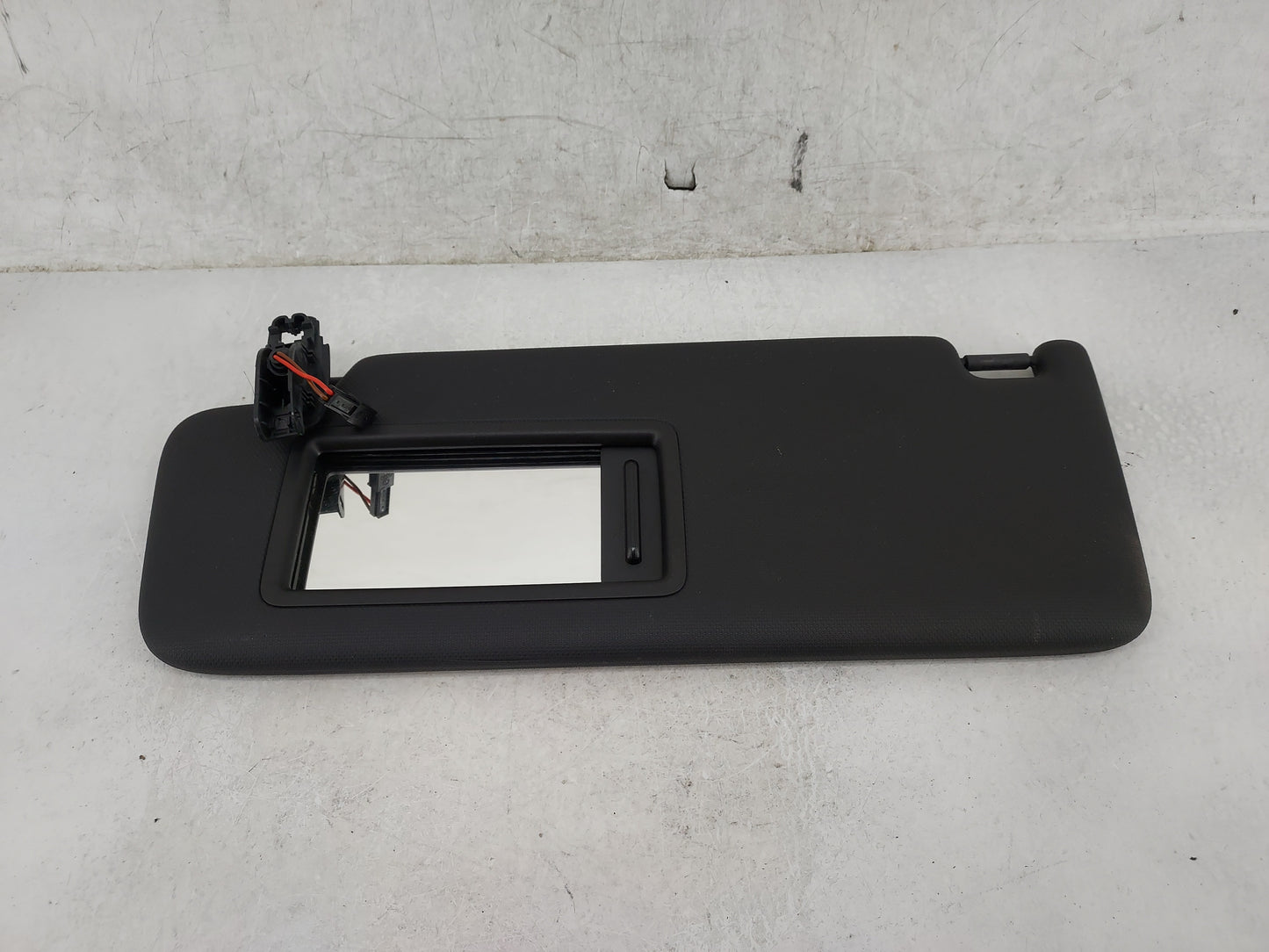 2018 Audi A5 Sun Visor Shade Replacement Driver Left Mirror Fits Fits 2017 2019 2020 2021 OEM Used Auto Parts - Oemusedautop