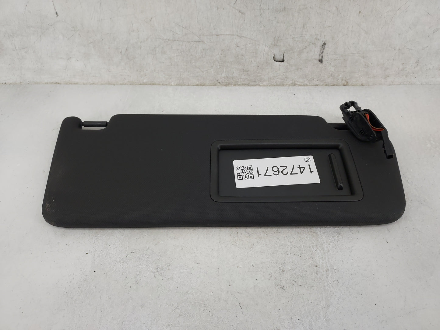 2018 Audi A5 Sun Visor Shade Replacement Passenger Right Mirror Fits Fits 2017 2019 2020 2021 OEM Used Auto Parts - Oemuseda