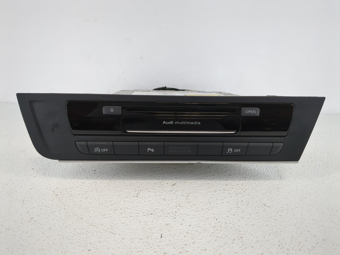 2017-2018 Audi A6 Radio AM FM Cd Player Receiver Replacement P/N:4G1 035 025 G Fits Fits 2017 2018 OEM Used Auto Parts - Oem