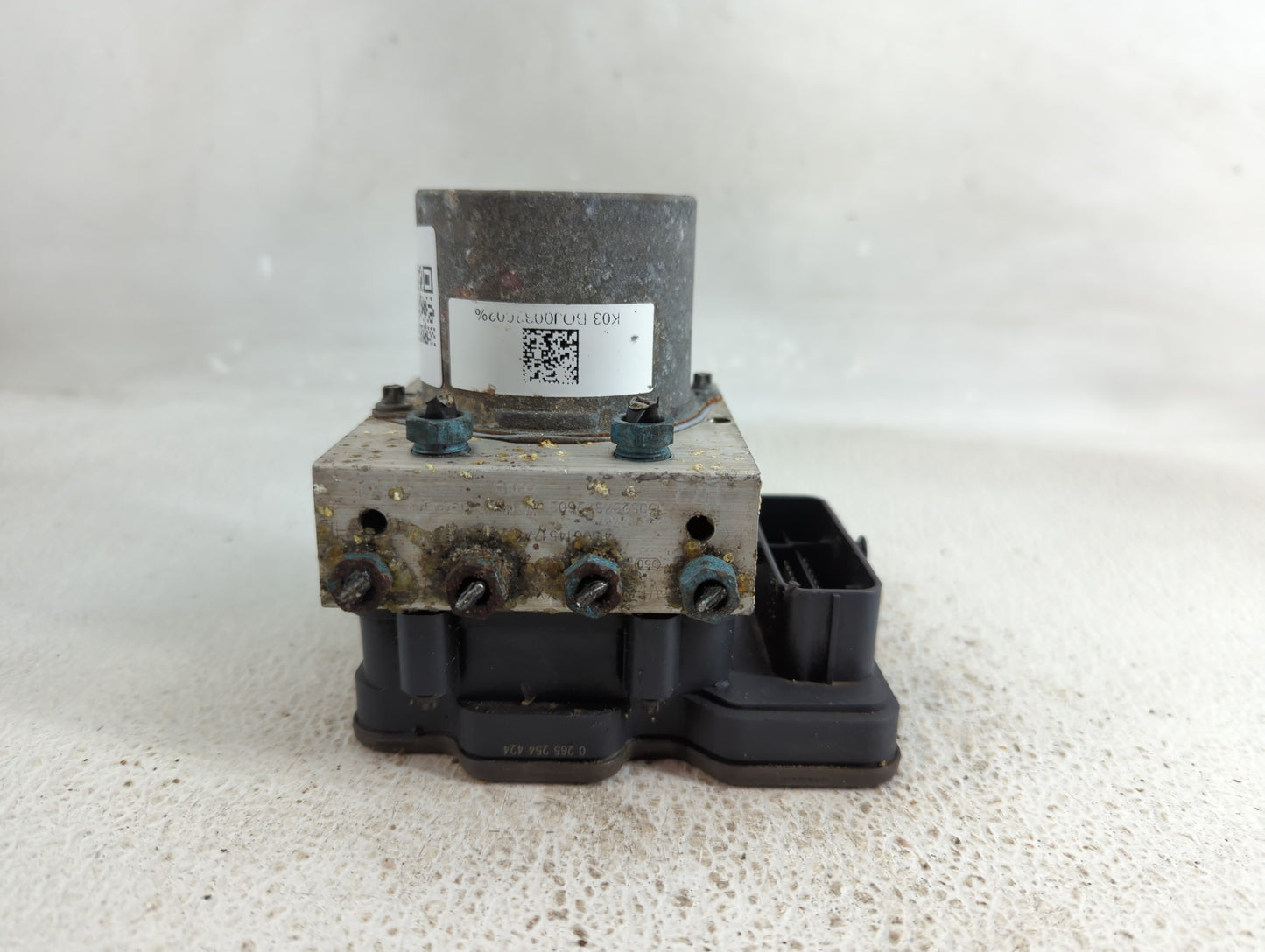 2016-2018 Audi A6 ABS Pump Control Module Replacement P/N:4G0 907 379 S Fits Fits 2015 2016 2017 2018 OEM Used Auto Parts - 