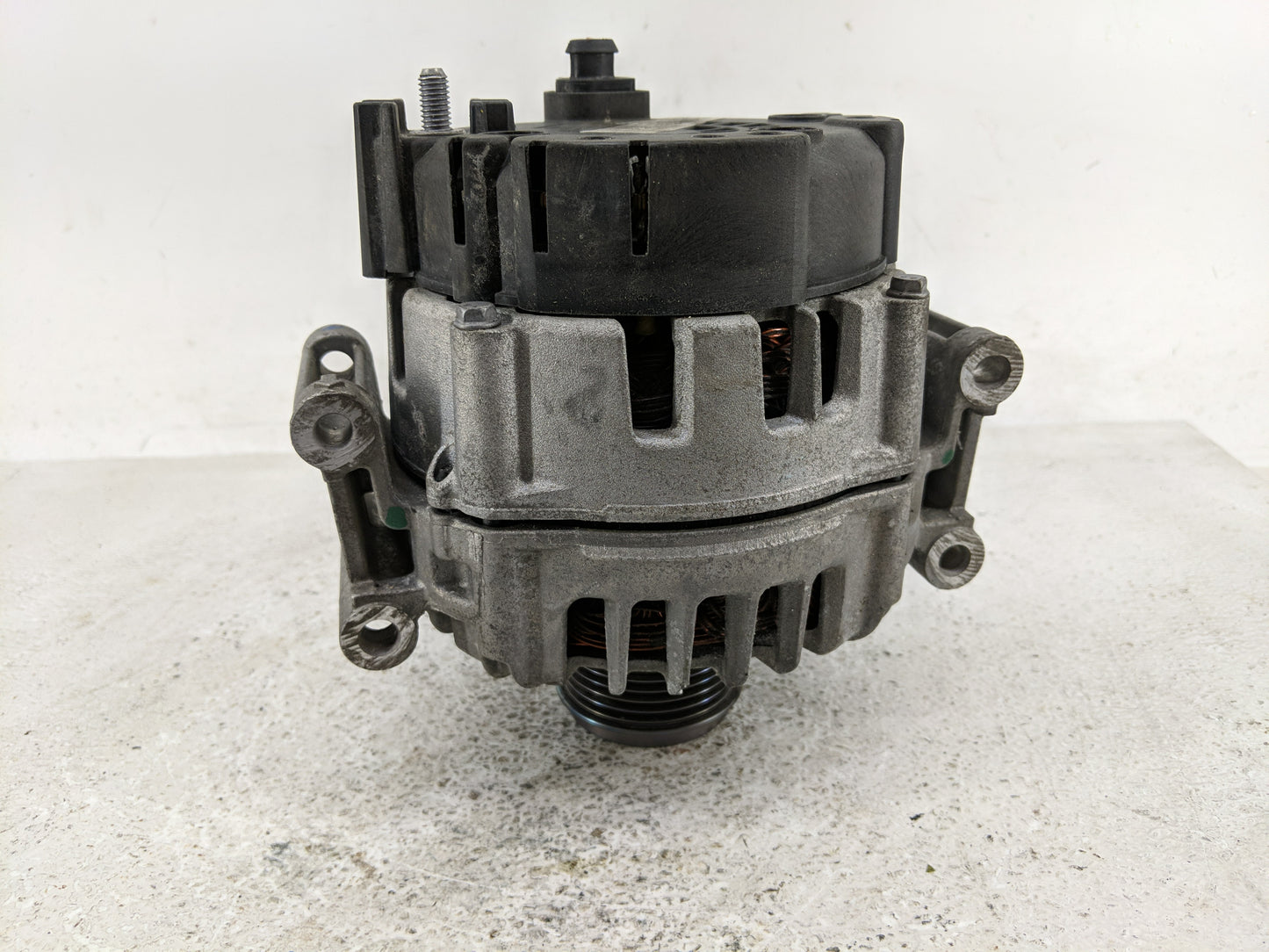 2017-2018 Audi A6 Alternator Replacement Generator Charging Assembly Engine OEM P/N:06H 903 017 K Fits Fits 2017 2018 OEM Us