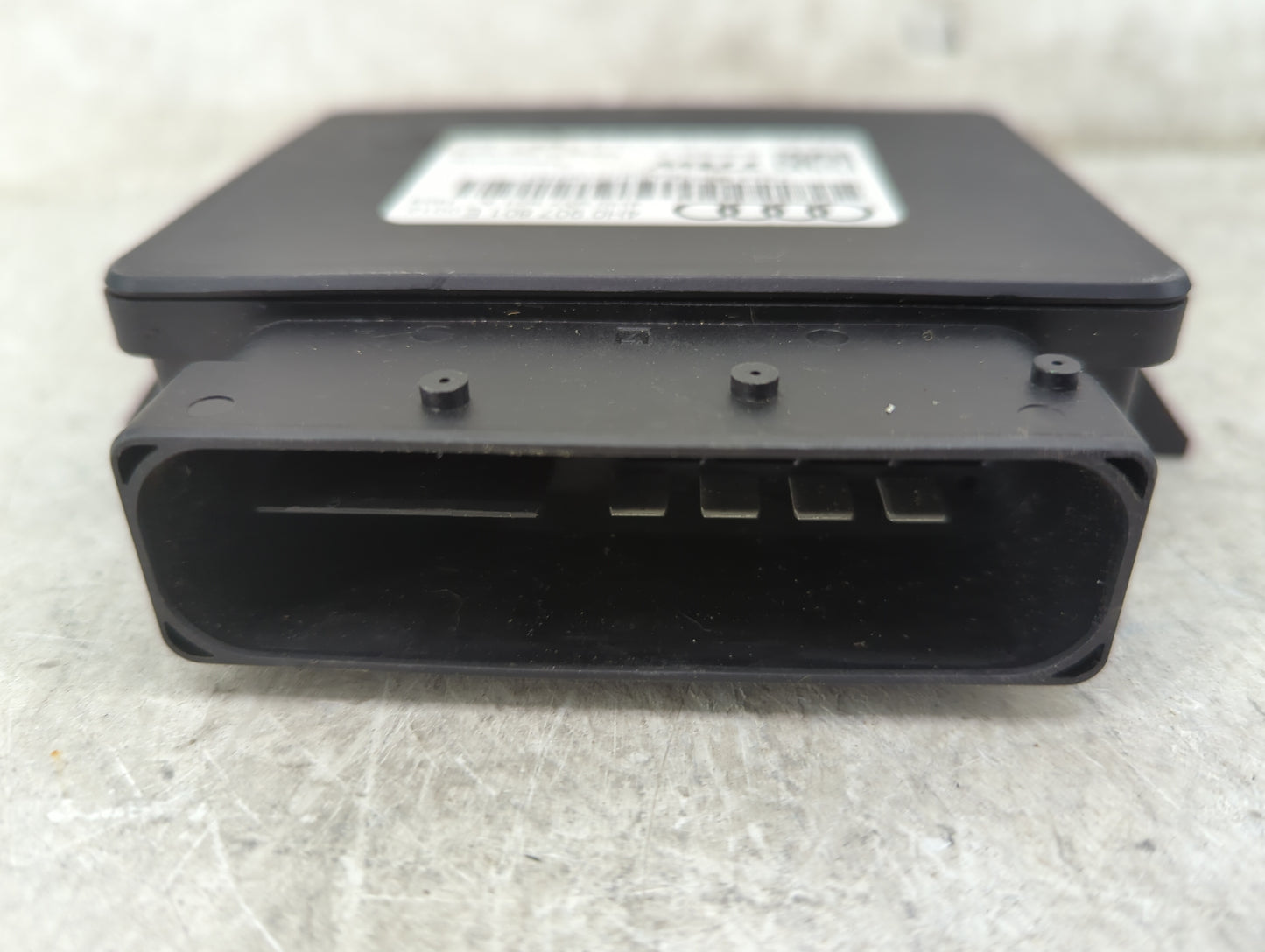 2013-2018 Audi A6 Parking Brake Control Module - Oemusedautoparts1.com