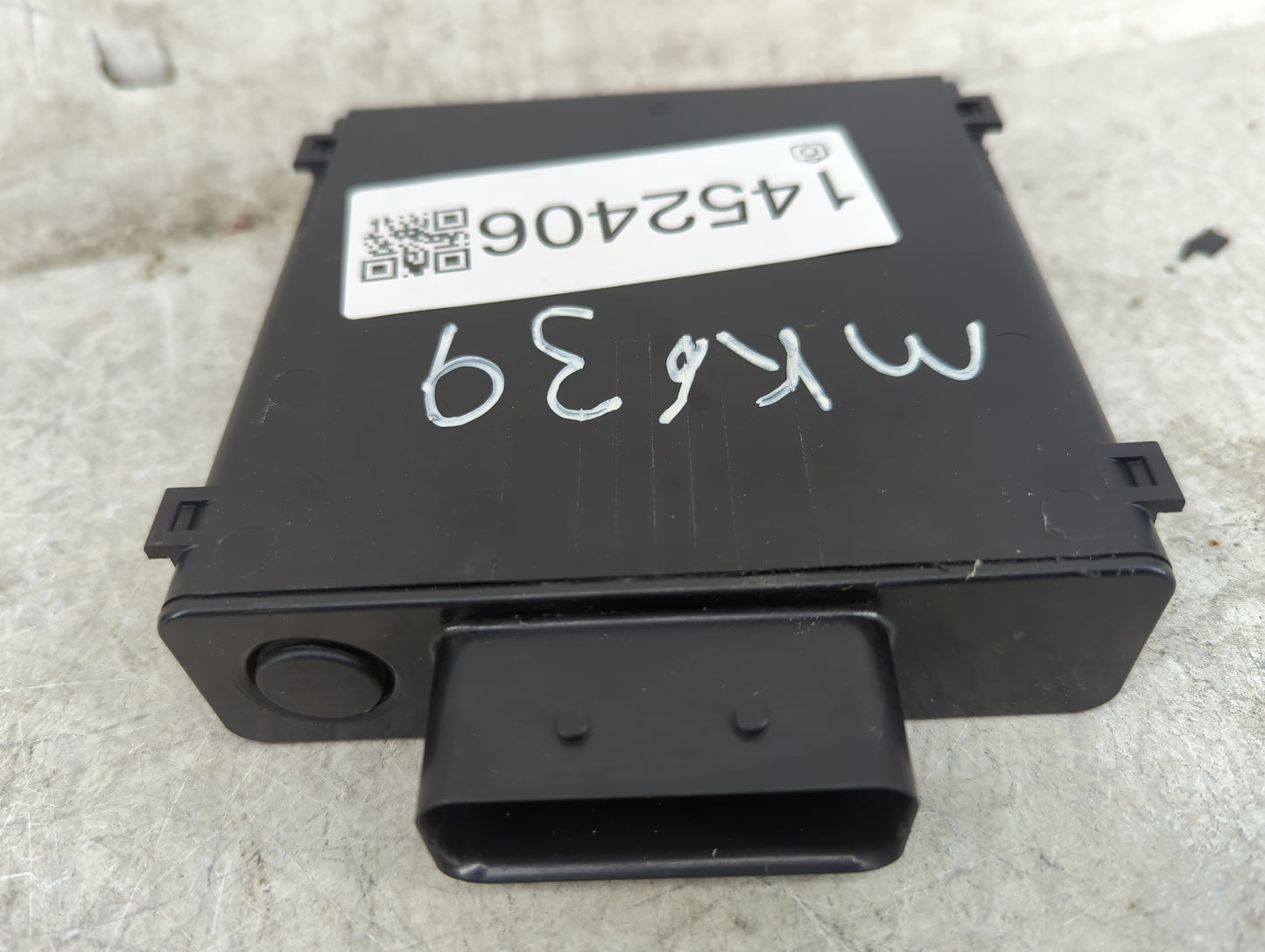 2013-2018 Audi A6 Body Control Module Bcm Inner Cabin Fuse Box - Oemusedautoparts1.com