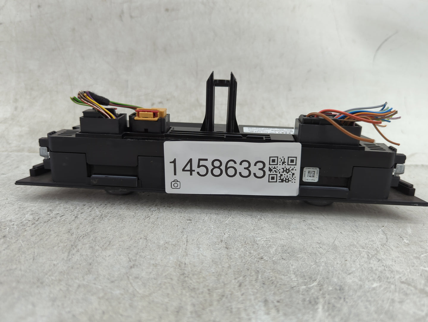 2016-2018 Audi A6 Climate Control Module Temperature AC/Heater Replacement P/N:4G0 820 043 BL Fits Fits 2016 2017 2018 OEM U