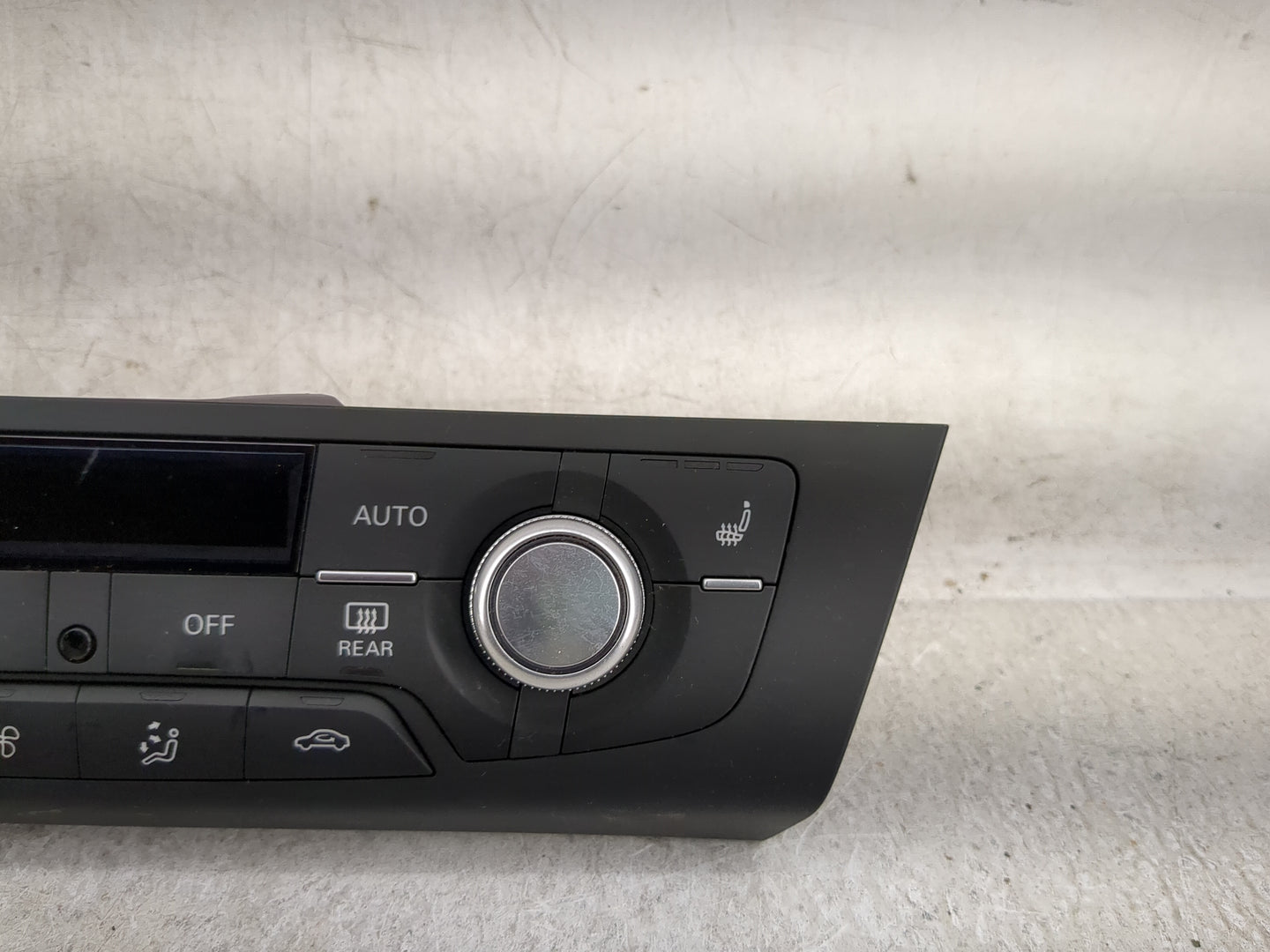 2012-2017 Audi A6 Climate Control Module Temperature AC/Heater Replacement P/N:4G0 820 043 BL Fits OEM Used Auto Parts - Oem