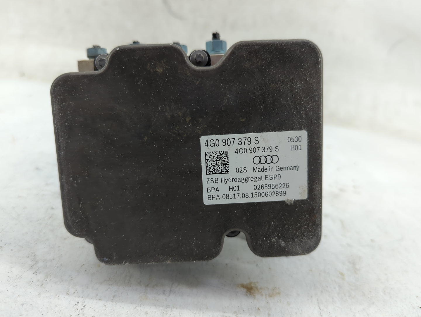 2016-2018 Audi A6 ABS Pump Control Module Replacement P/N:4G0 907 379 S Fits Fits 2015 2016 2017 2018 OEM Used Auto Parts - 