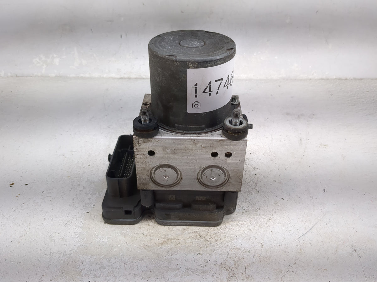 2018 Audi A6 ABS Pump Control Module Replacement P/N:TD63508640101946 Fits OEM Used Auto Parts - Oemusedautoparts1.com