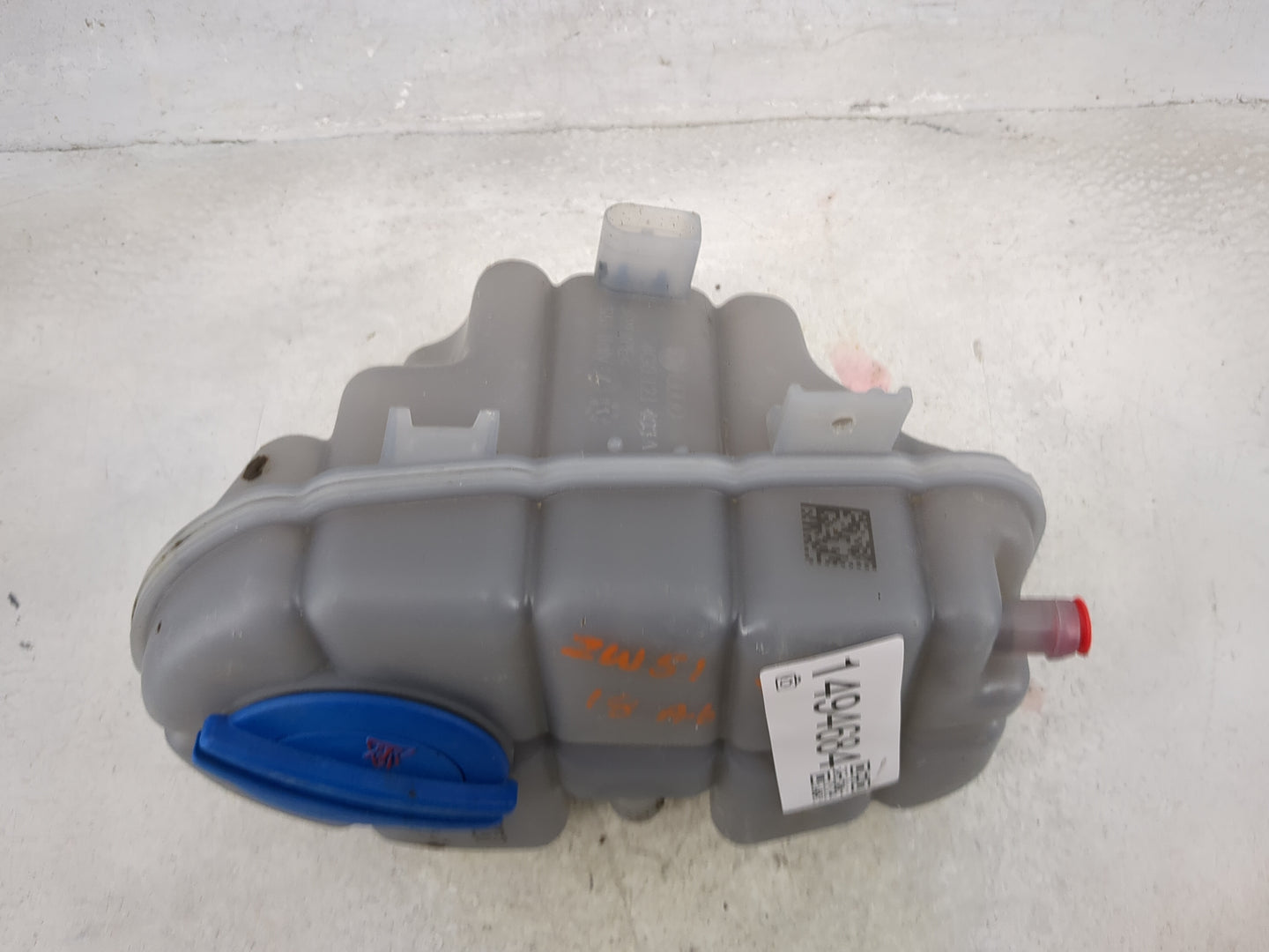 2016-2018 Audi A6 Radiator Coolant Overflow Expansion Tank Bottle 1494684 - Oemusedautoparts1.com