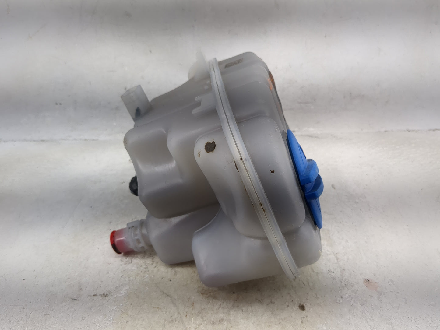 2016-2018 Audi A6 Radiator Coolant Overflow Expansion Tank Bottle 1494684 - Oemusedautoparts1.com