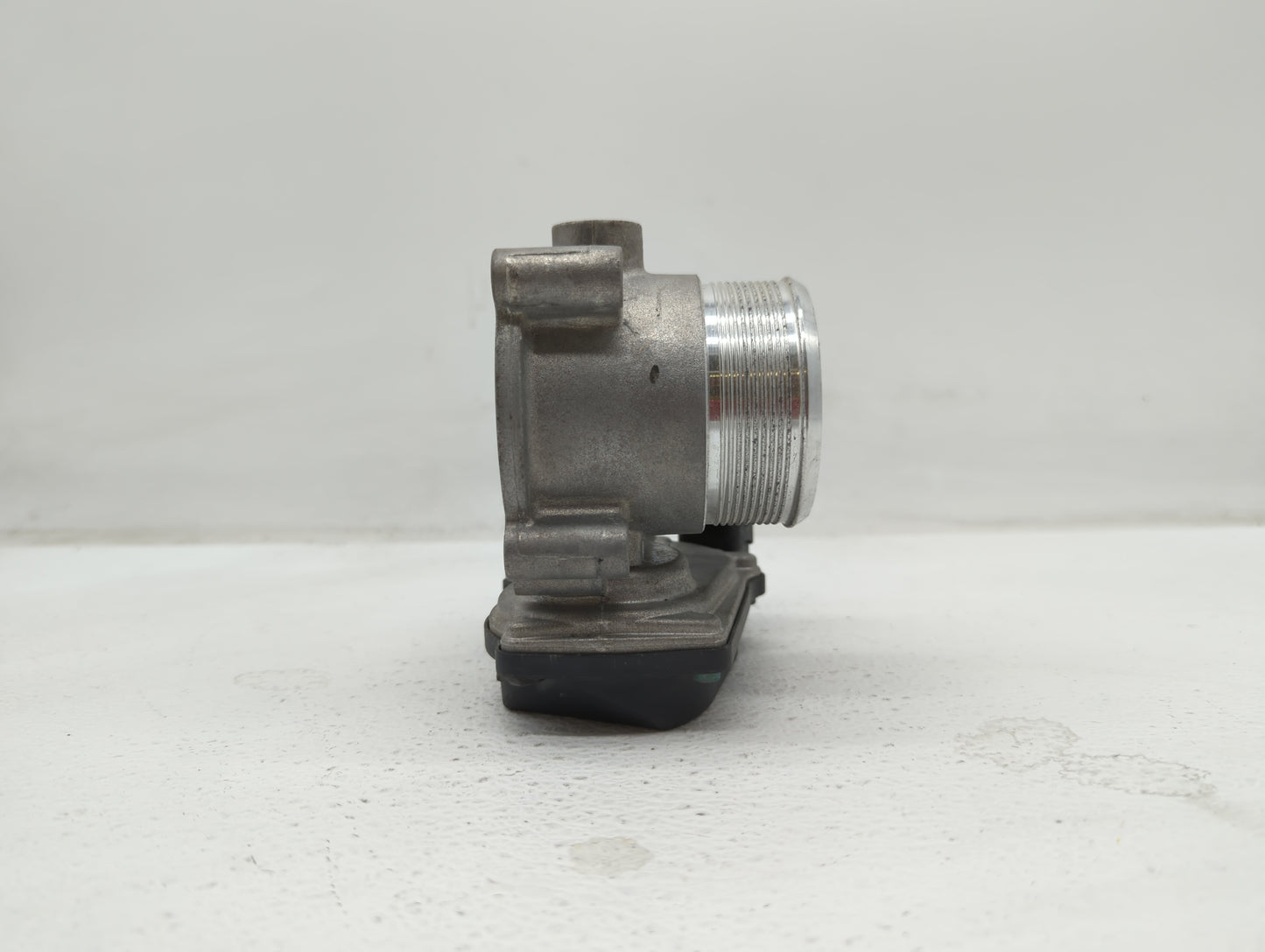 2012-2017 Audi A6 Throttle Body P/N:06F 133 062 G 06F 133 062 Q Fits OEM Used Auto Parts - Oemusedautoparts1.com