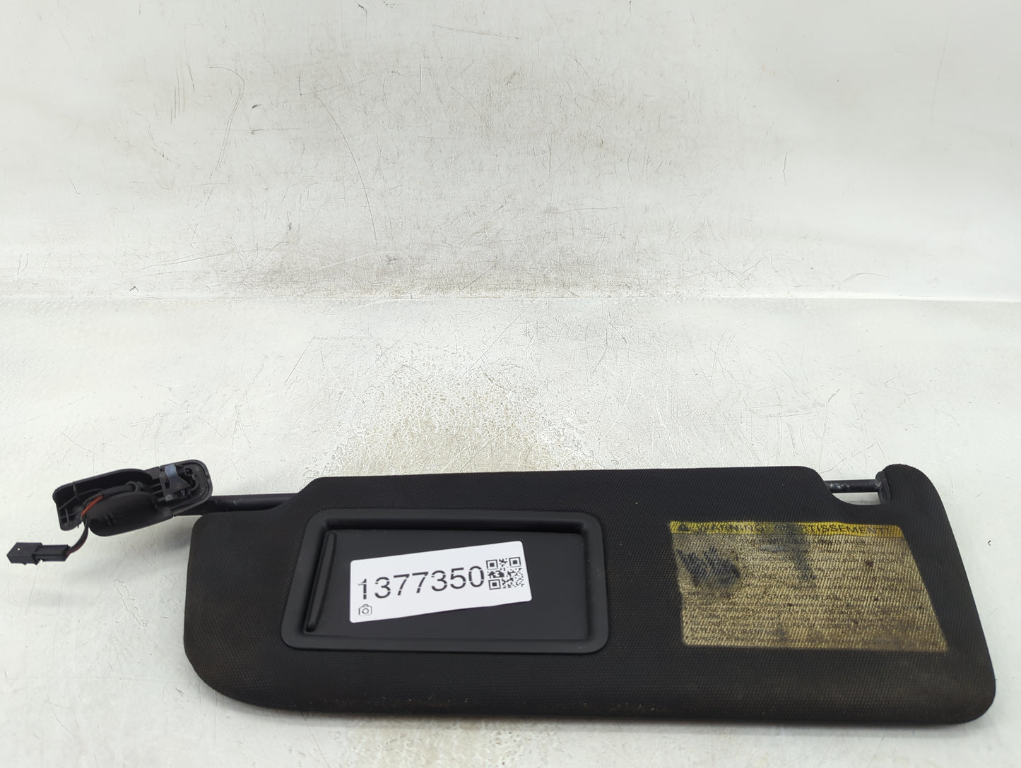 2018 Audi A8 Sun Visor Shade Replacement Driver Left Mirror Fits OEM Used Auto Parts - Oemusedautoparts1.com
