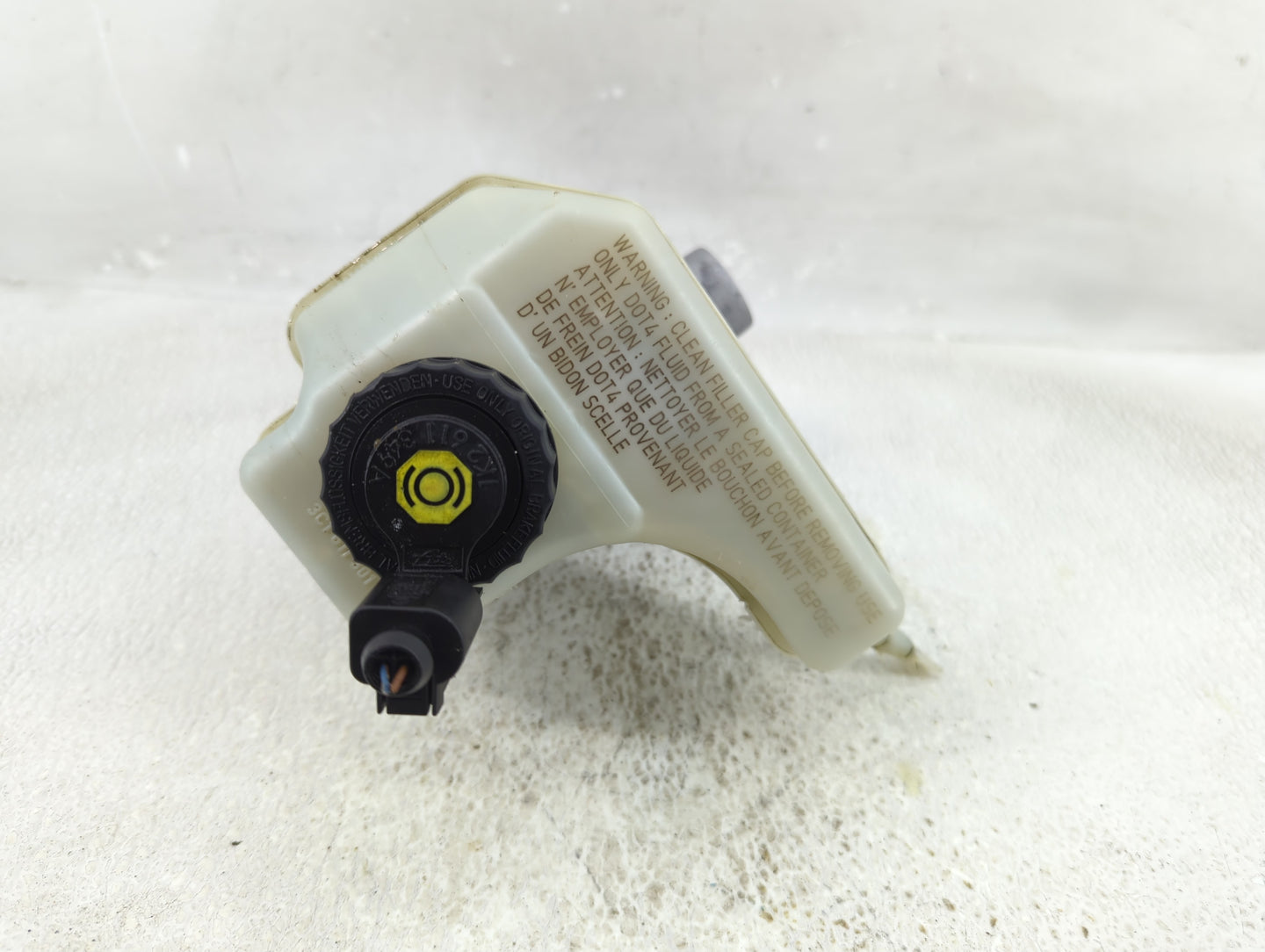 2017-2018 Audi Q3 Brake Master Cylinder - Oemusedautoparts1.com