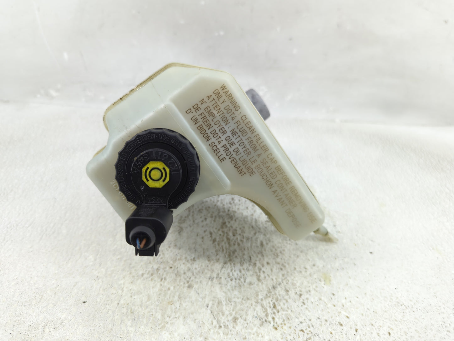 2017-2018 Audi Q3 Brake Master Cylinder - Oemusedautoparts1.com