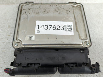 compare product 2016-2018 Audi Q3 PCM Engine Control Computer ECU ECM PCU OEM P/N:8U0907115L 8U0907115J, 0261S11492 Fits Fits 2016 2017 2018 OEM Used Auto Parts