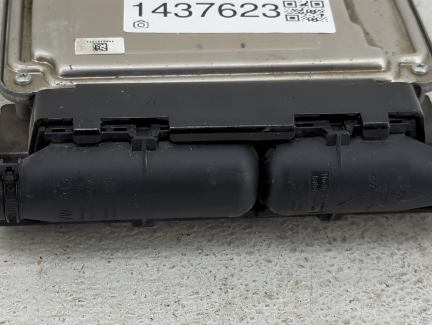 2016-2018 Audi Q3 PCM Engine Control Computer ECU ECM PCU OEM P/N:8U0907115L 8U0907115J, 0261S11492 Fits Fits 2016 2017 2018