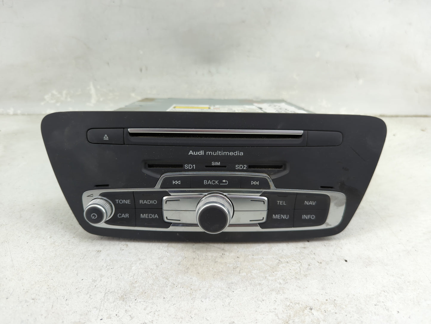 2017-2018 Audi Q3 Radio AM FM Cd Player Receiver Replacement P/N:8U1035746G MMI3G Fits Fits 2017 2018 OEM Used Auto Parts - 