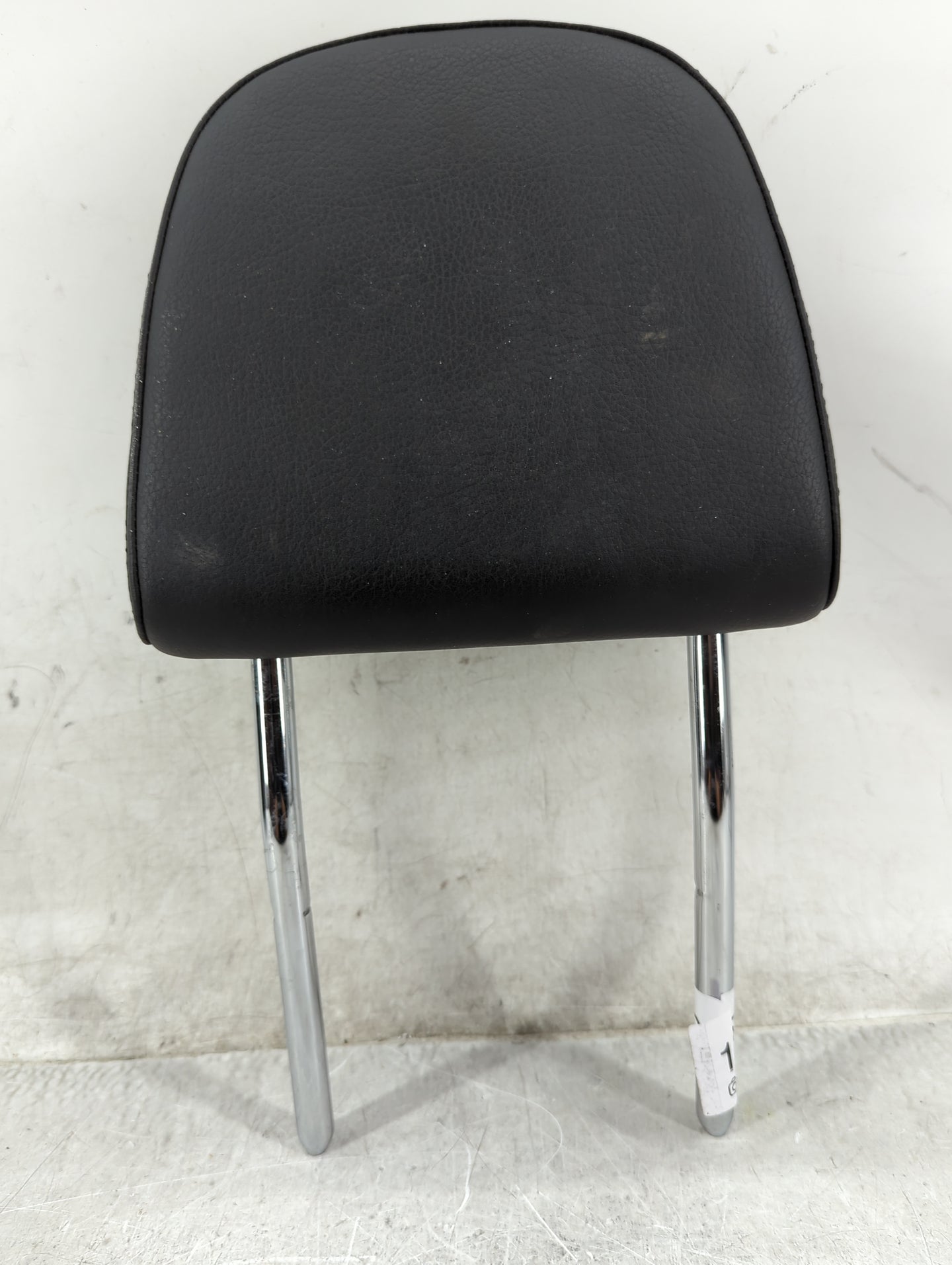 2015-2018 Audi Q3 Headrest Head Rest Front Driver Seat Black - Oemusedautoparts1.com