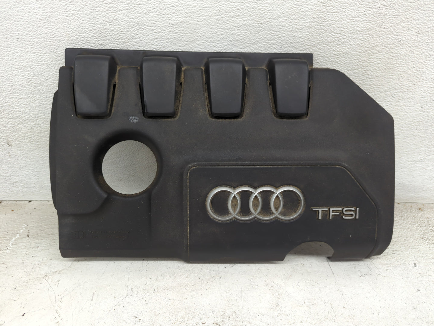 2018 Audi Q3 Engine Cover - Oemusedautoparts1.com