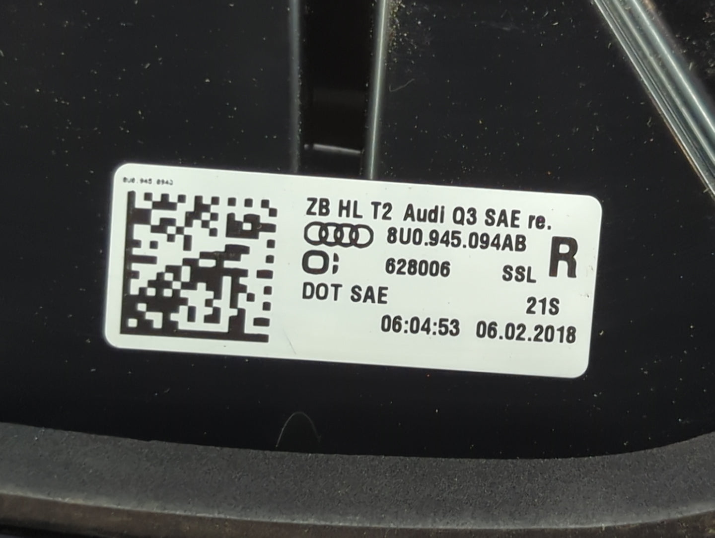 2016-2018 Audi Q3 Tail Light Assembly Passenger Right OEM P/N:8U0 945 094AB Fits Fits 2016 2017 2018 OEM Used Auto Parts - O