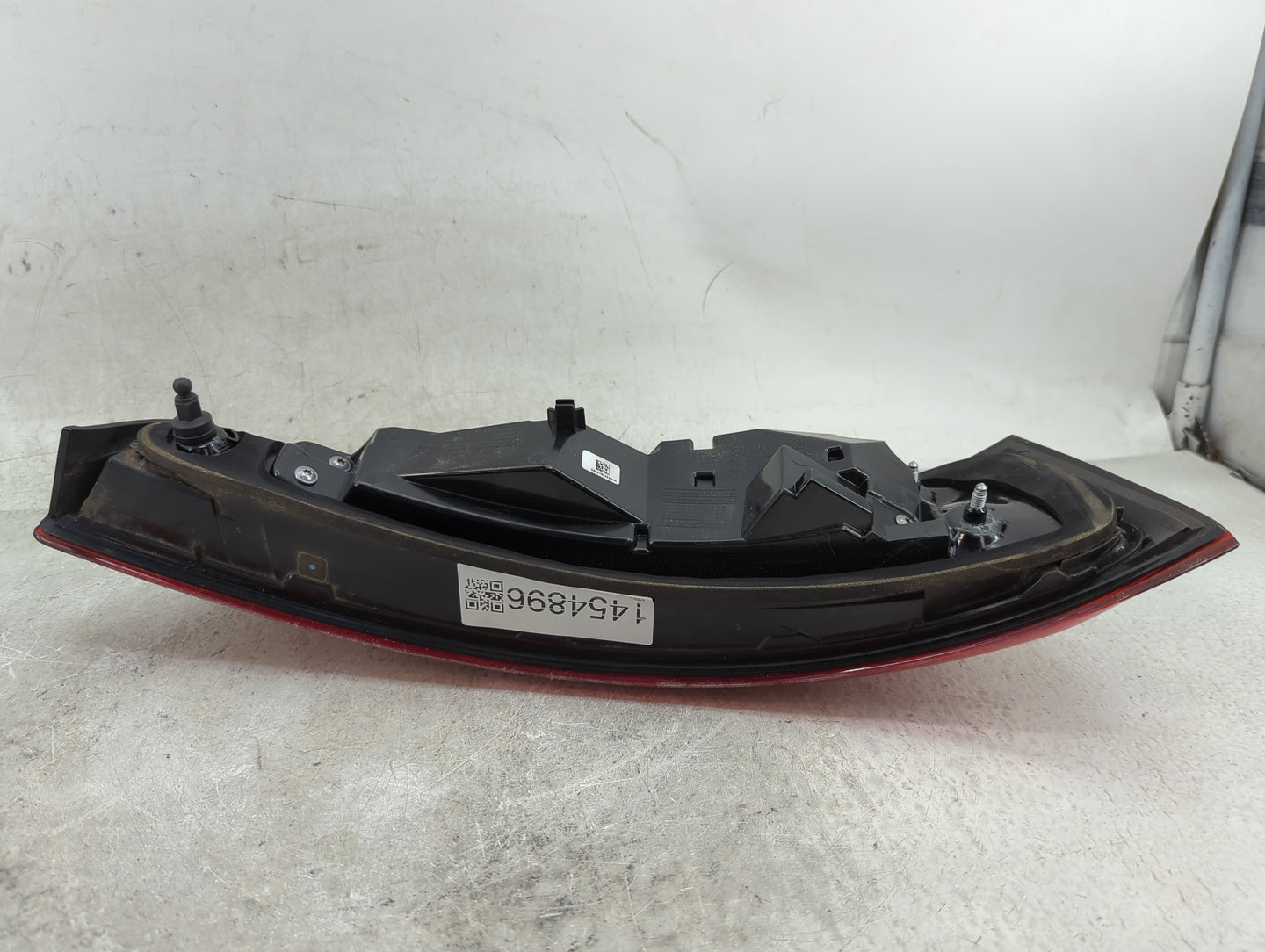 2016-2018 Audi Q3 Tail Light Assembly Passenger Right OEM P/N:8U0 945 094AB Fits Fits 2016 2017 2018 OEM Used Auto Parts - O