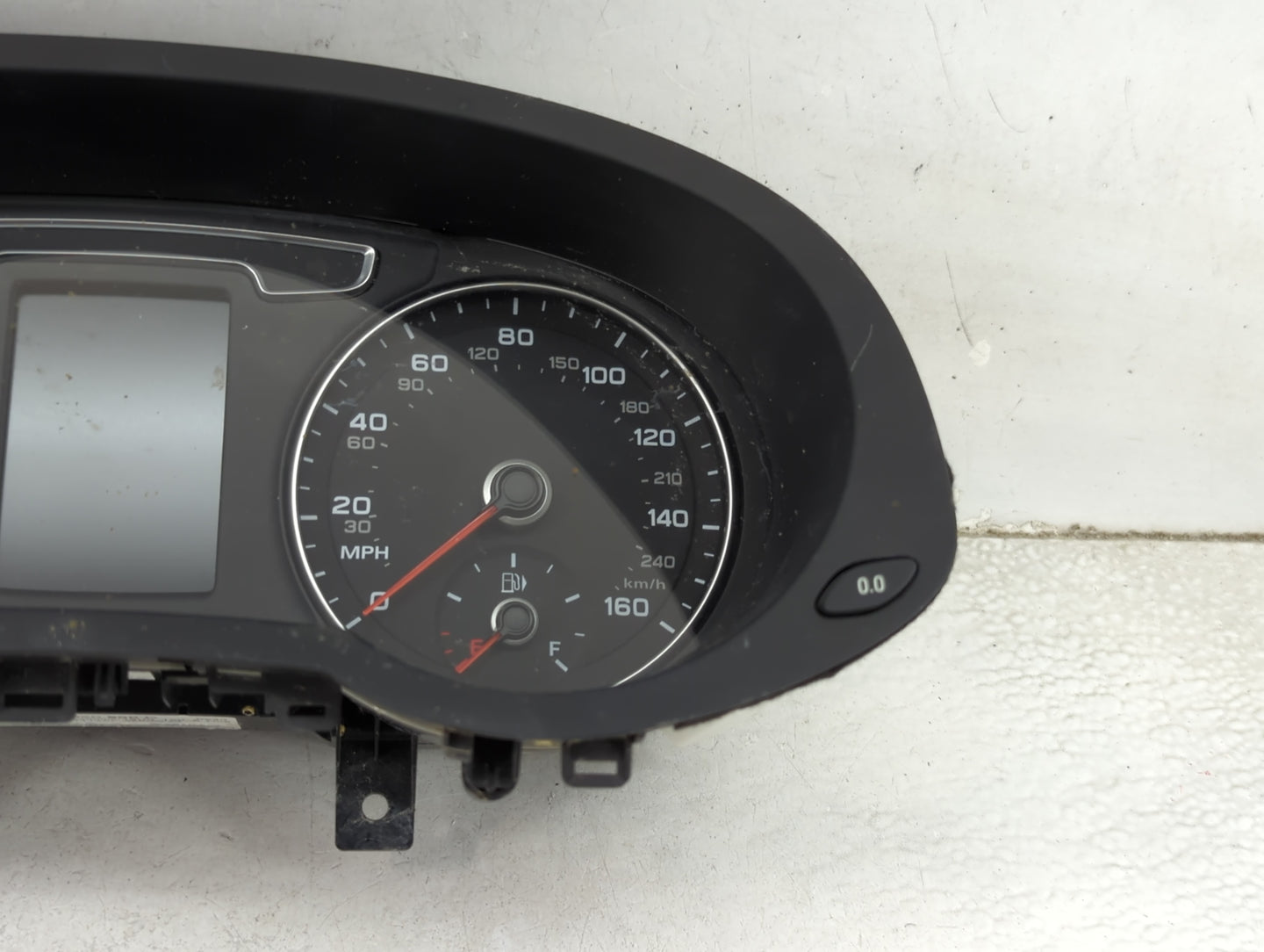 2015-2017 Audi Q3 Instrument Cluster Speedometer Gauges P/N:8U0920960C 8U0_190_A Miles: Fits Fits 2015 2016 2017 OEM Used Au