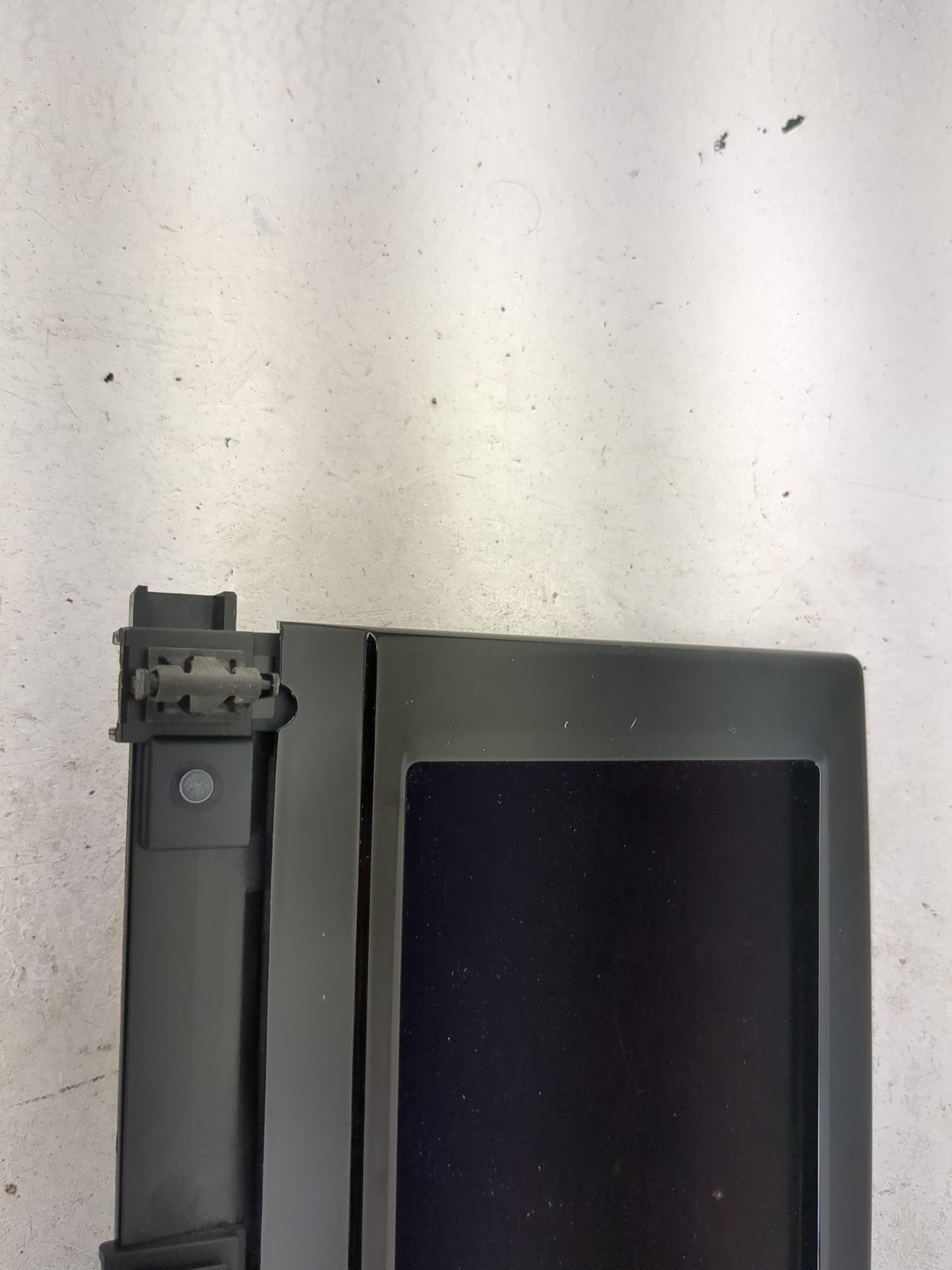 2015-2018 Audi Q3 Information Display Screen 1483671 - Oemusedautoparts1.com