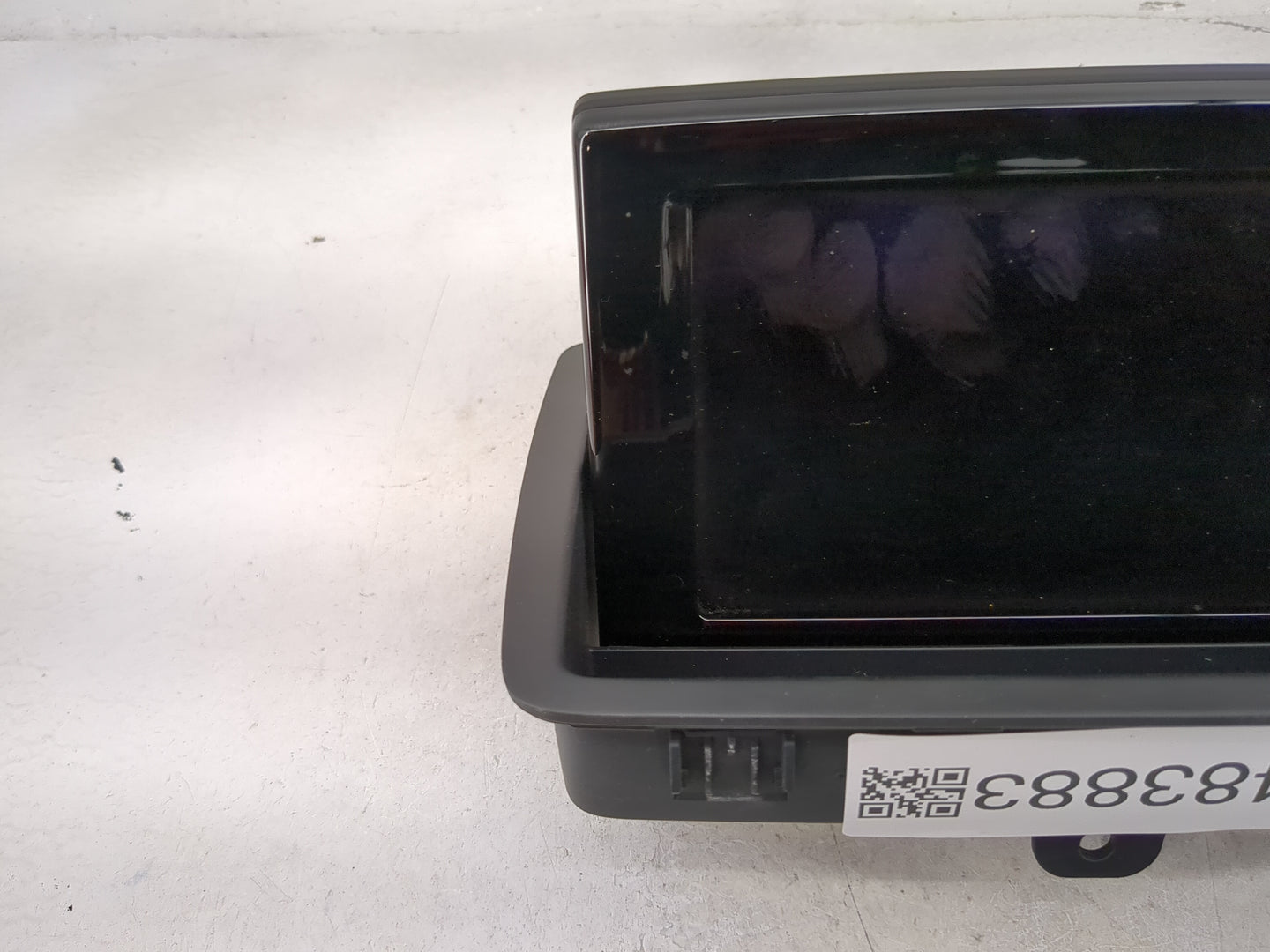 2015-2018 Audi Q3 Information Display Screen - Oemusedautoparts1.com